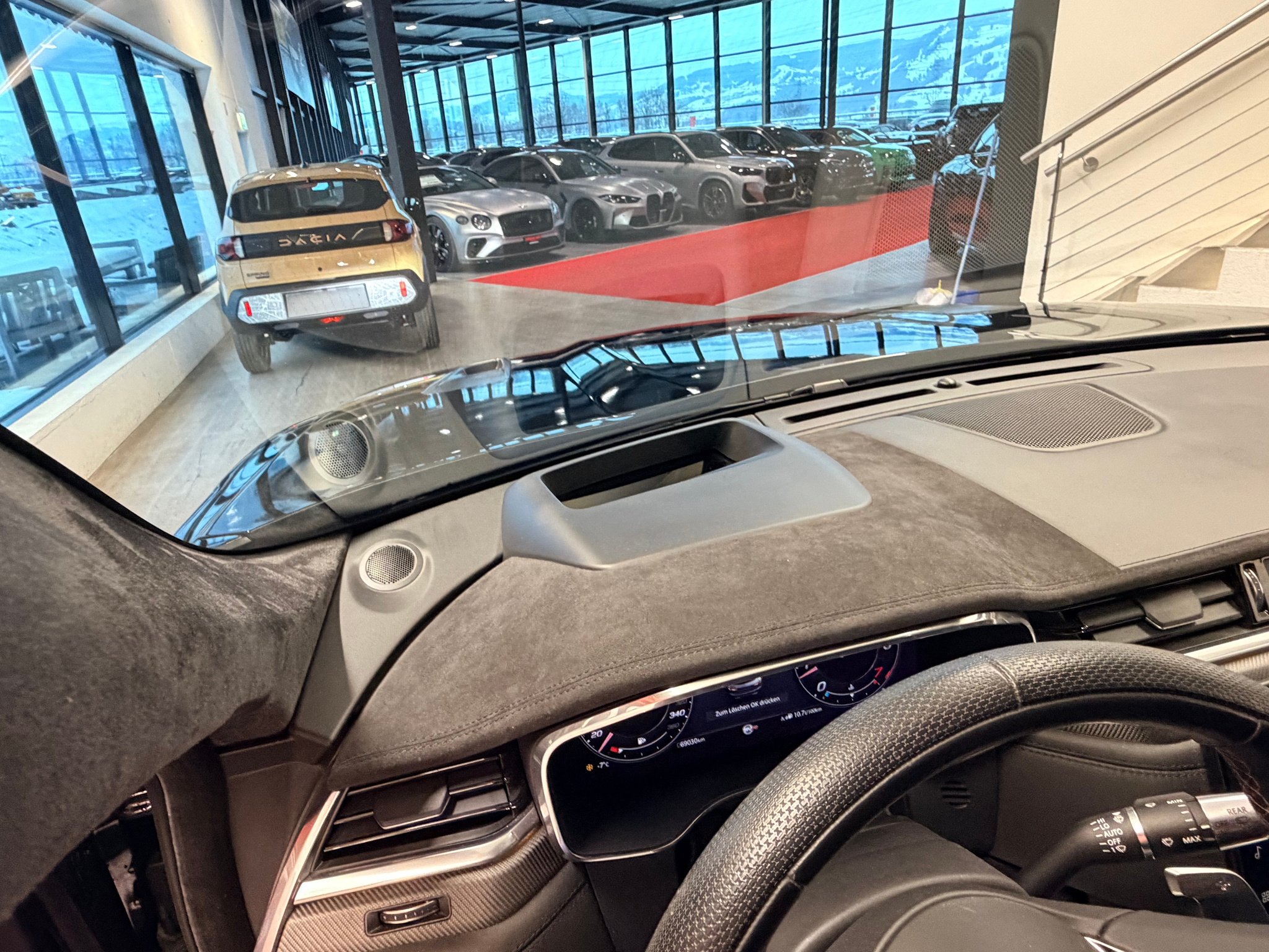 listing desktop thumbnail image 29