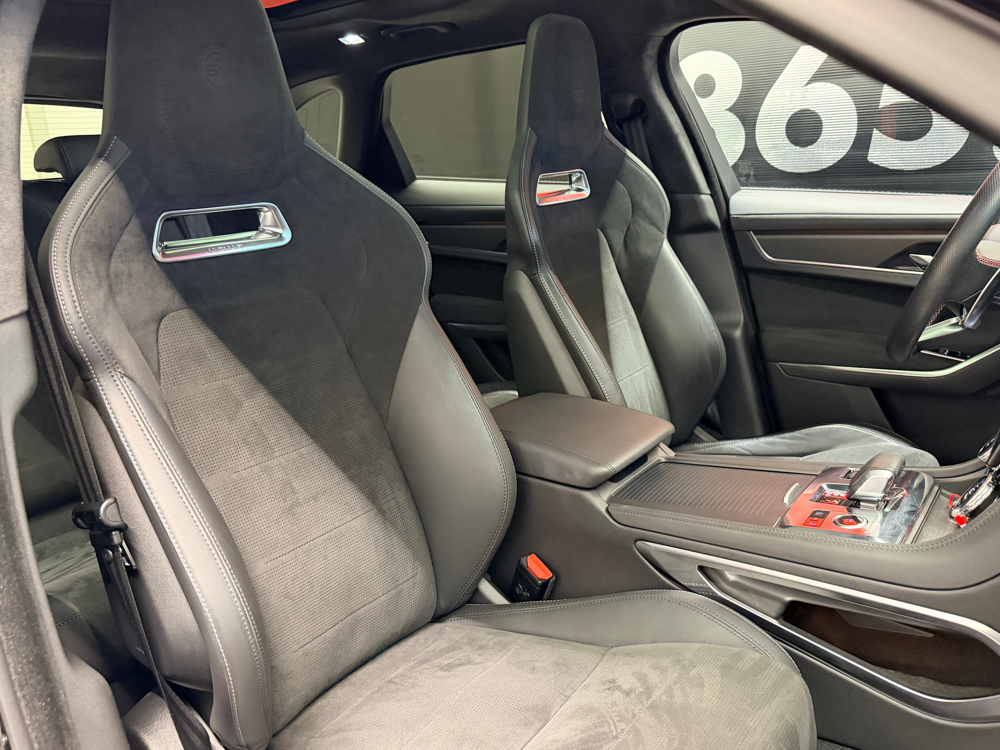 listing desktop thumbnail image 25