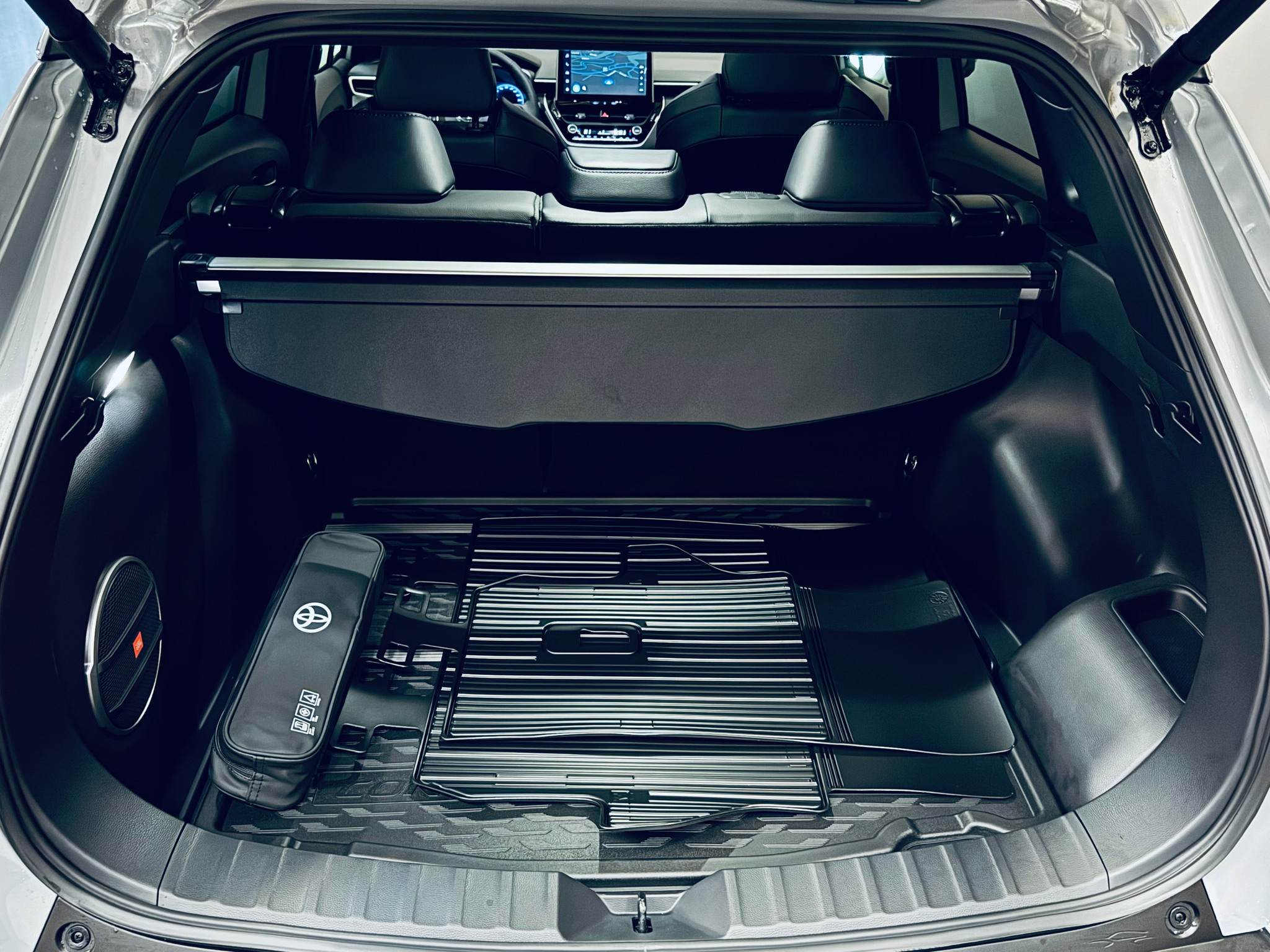 listing desktop thumbnail image 10