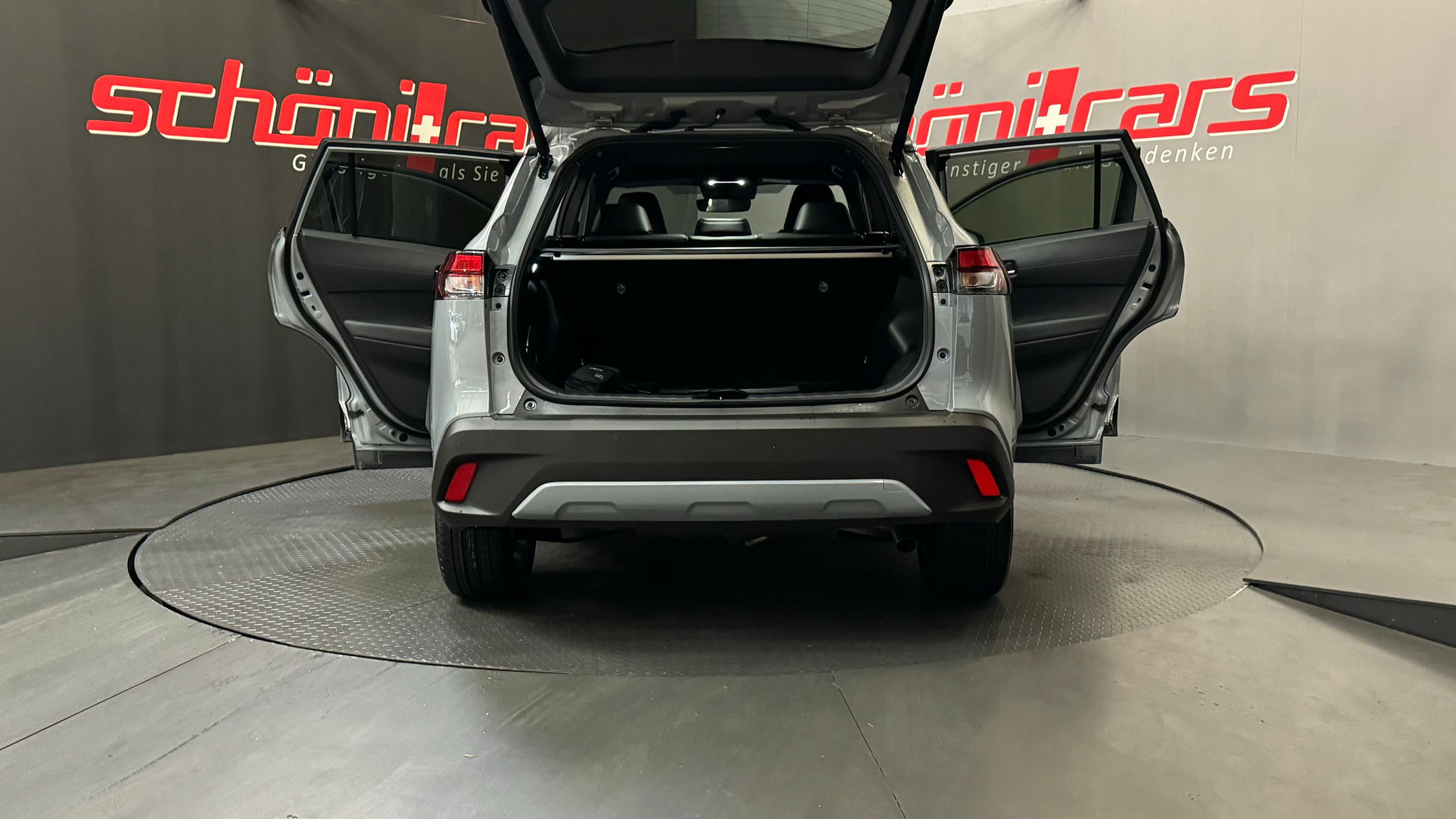 listing desktop thumbnail image 5