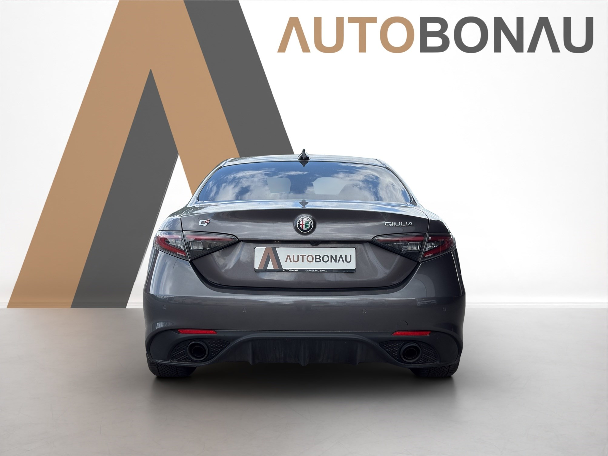 listing desktop thumbnail image 3