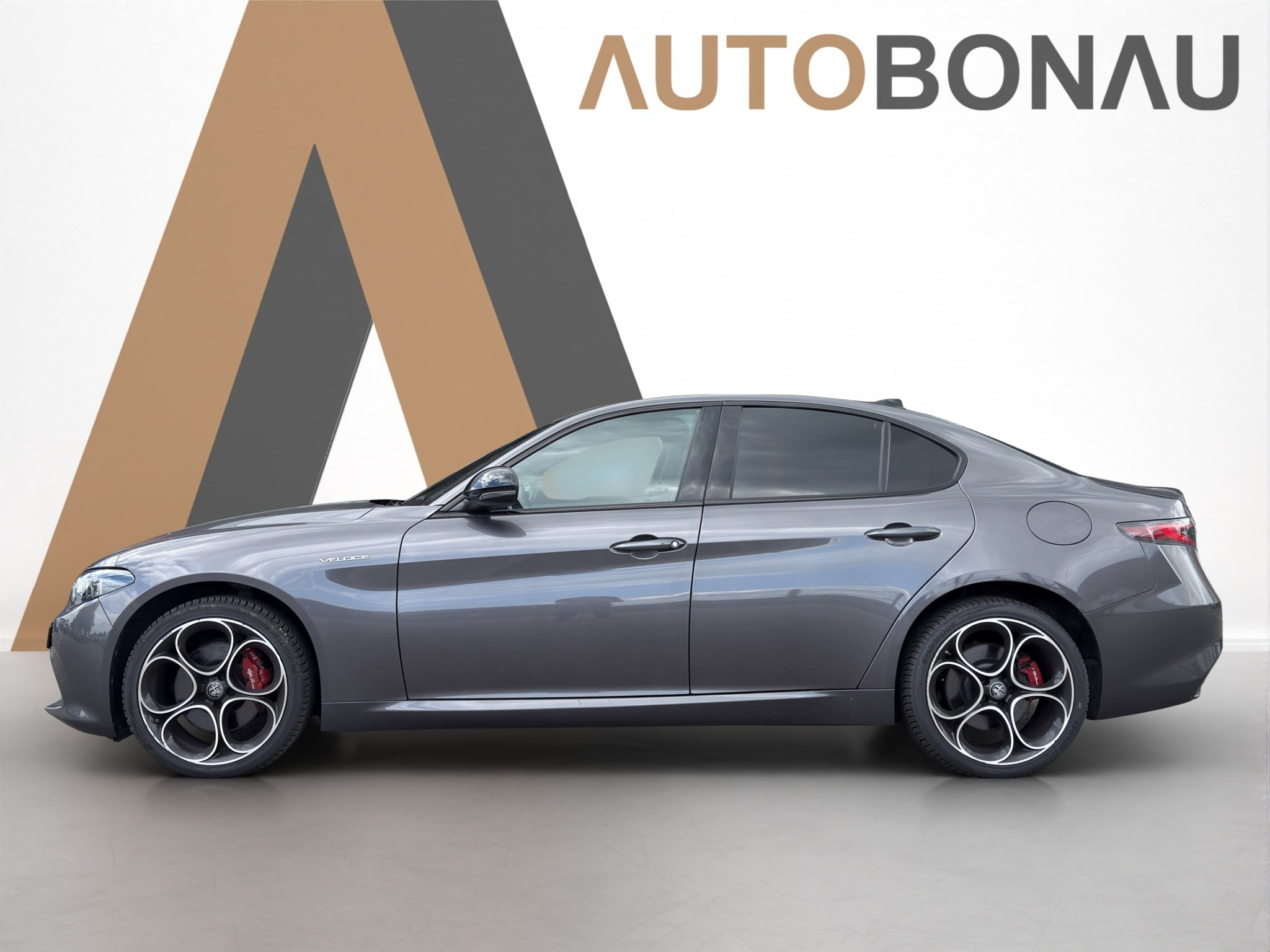 listing desktop thumbnail image 1