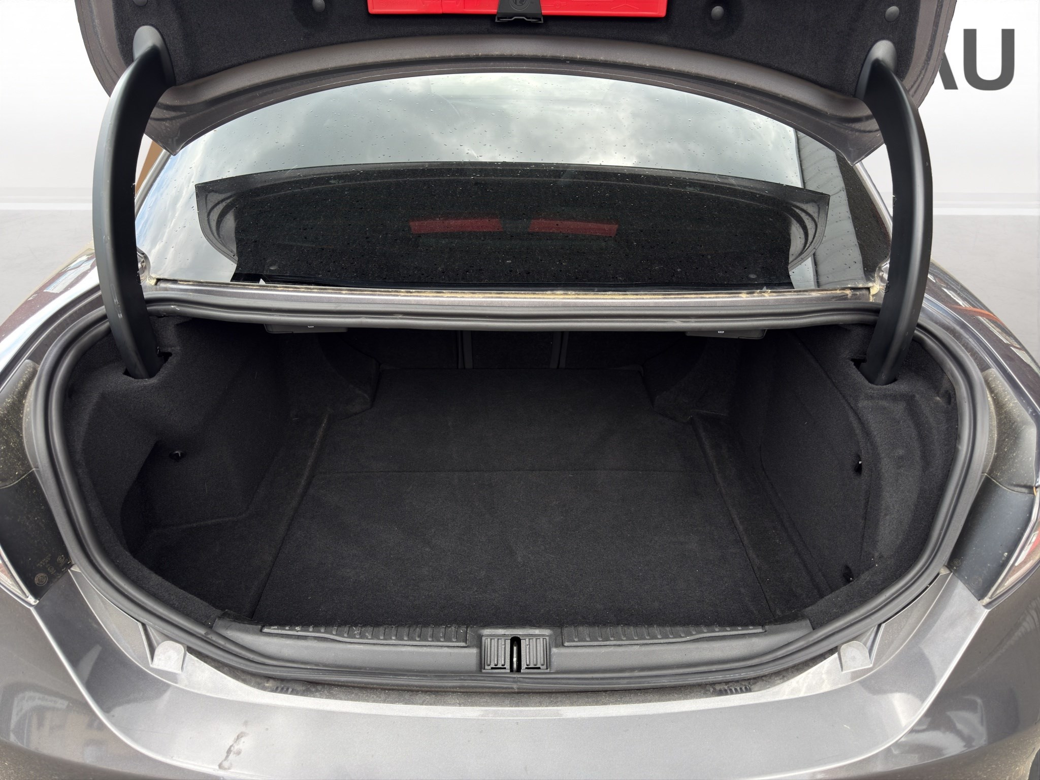 listing desktop thumbnail image 17