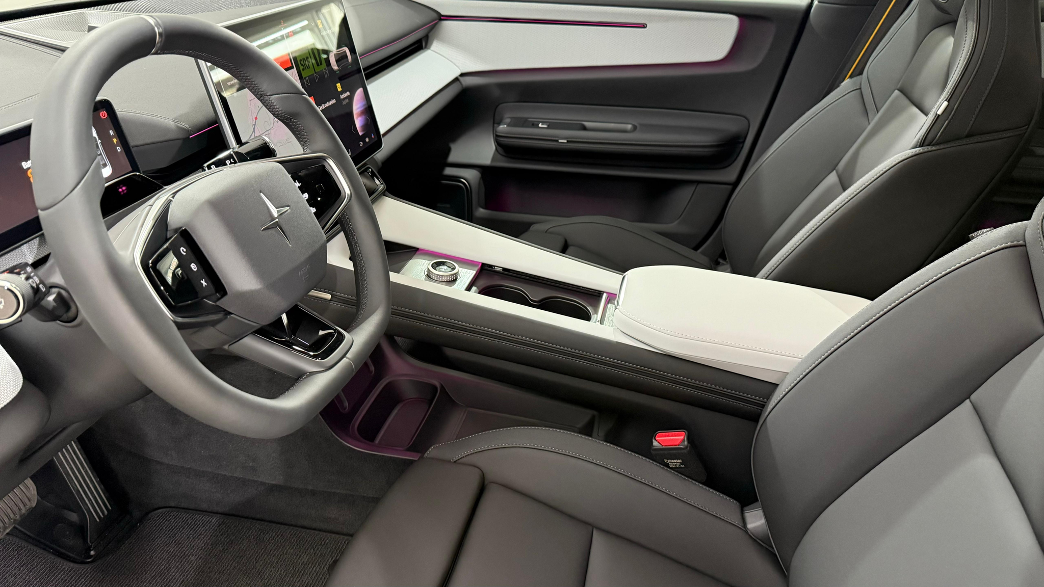 listing desktop thumbnail image 3