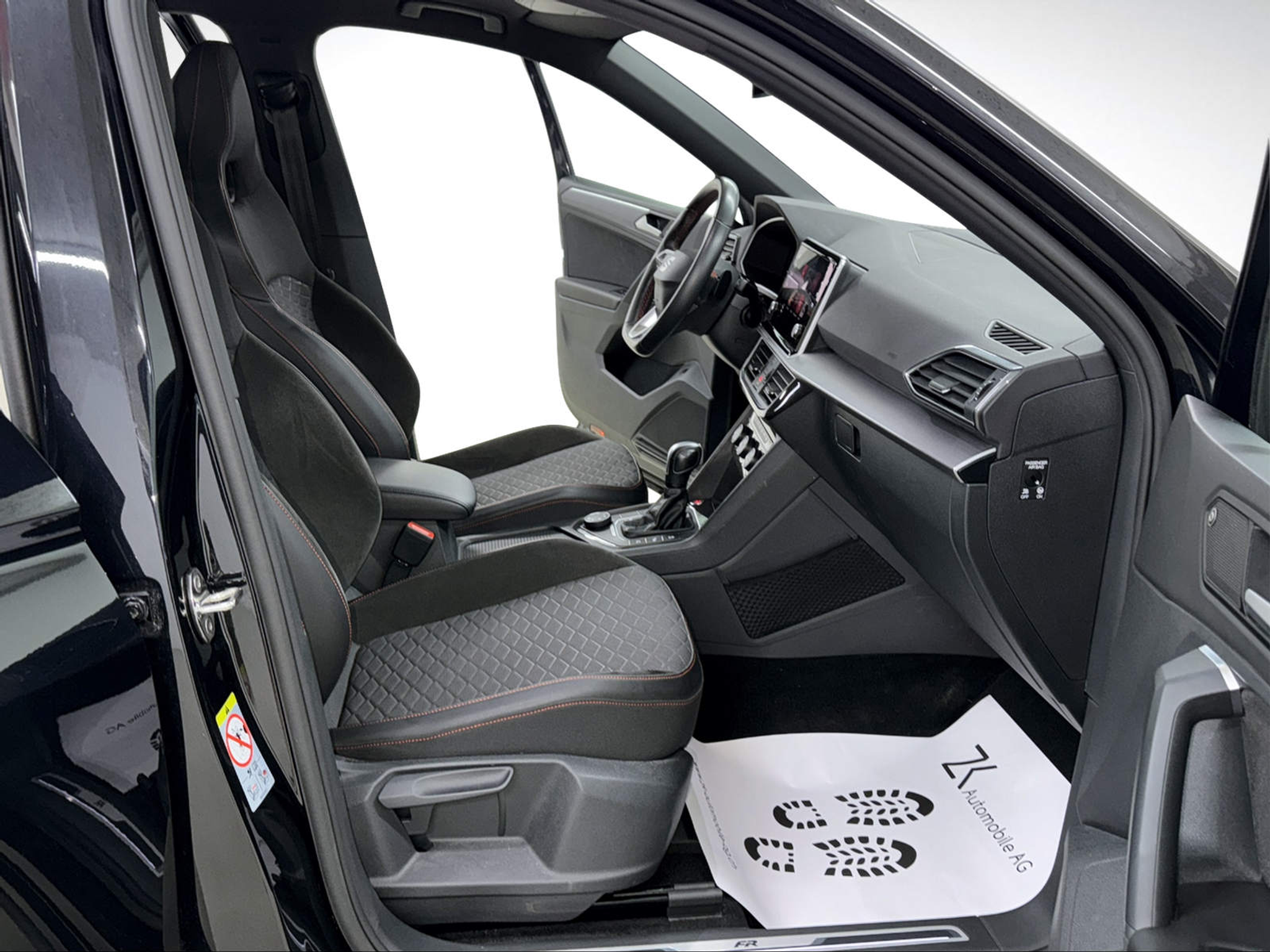 listing desktop thumbnail image 9