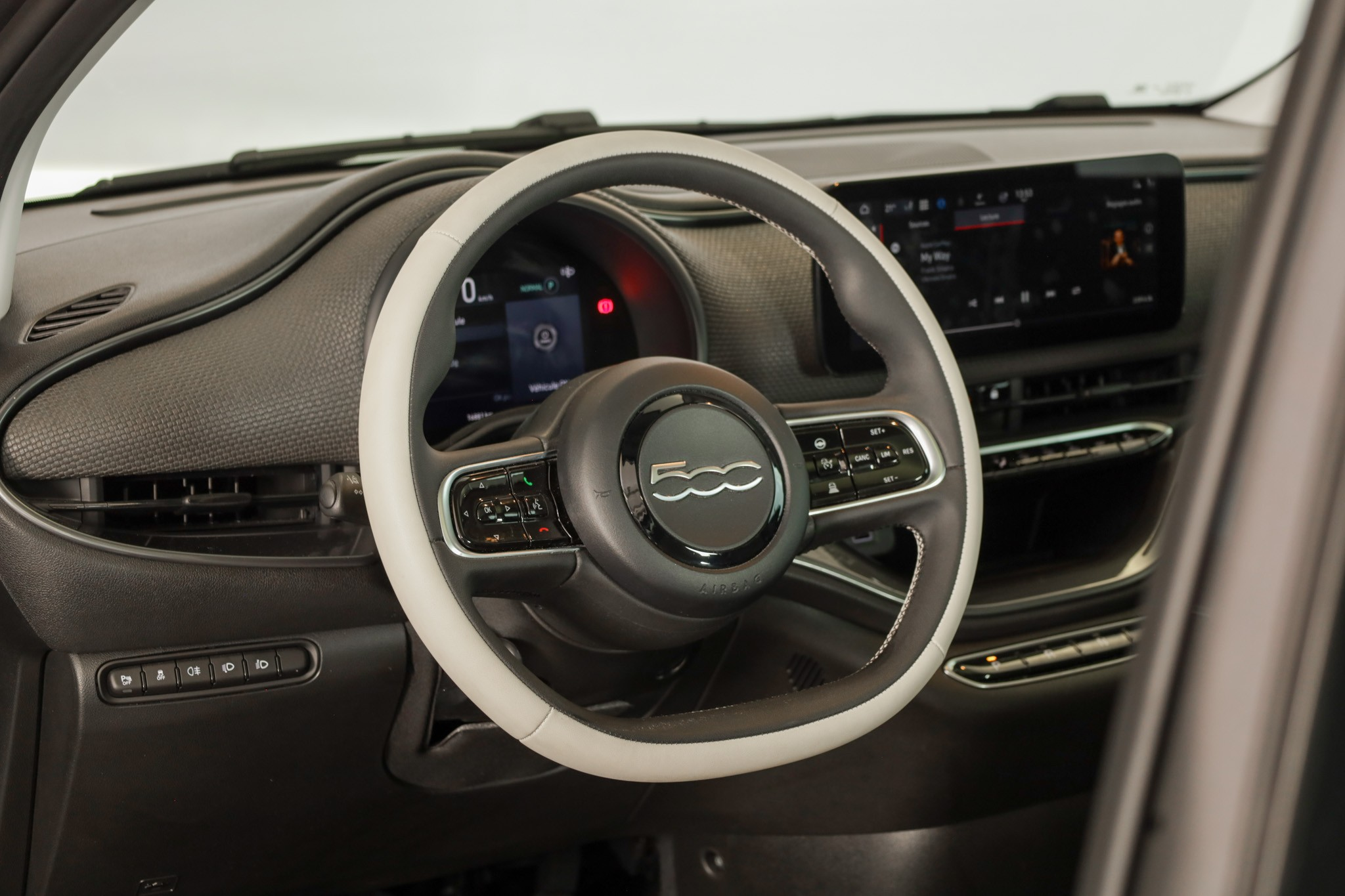 listing desktop thumbnail image 12