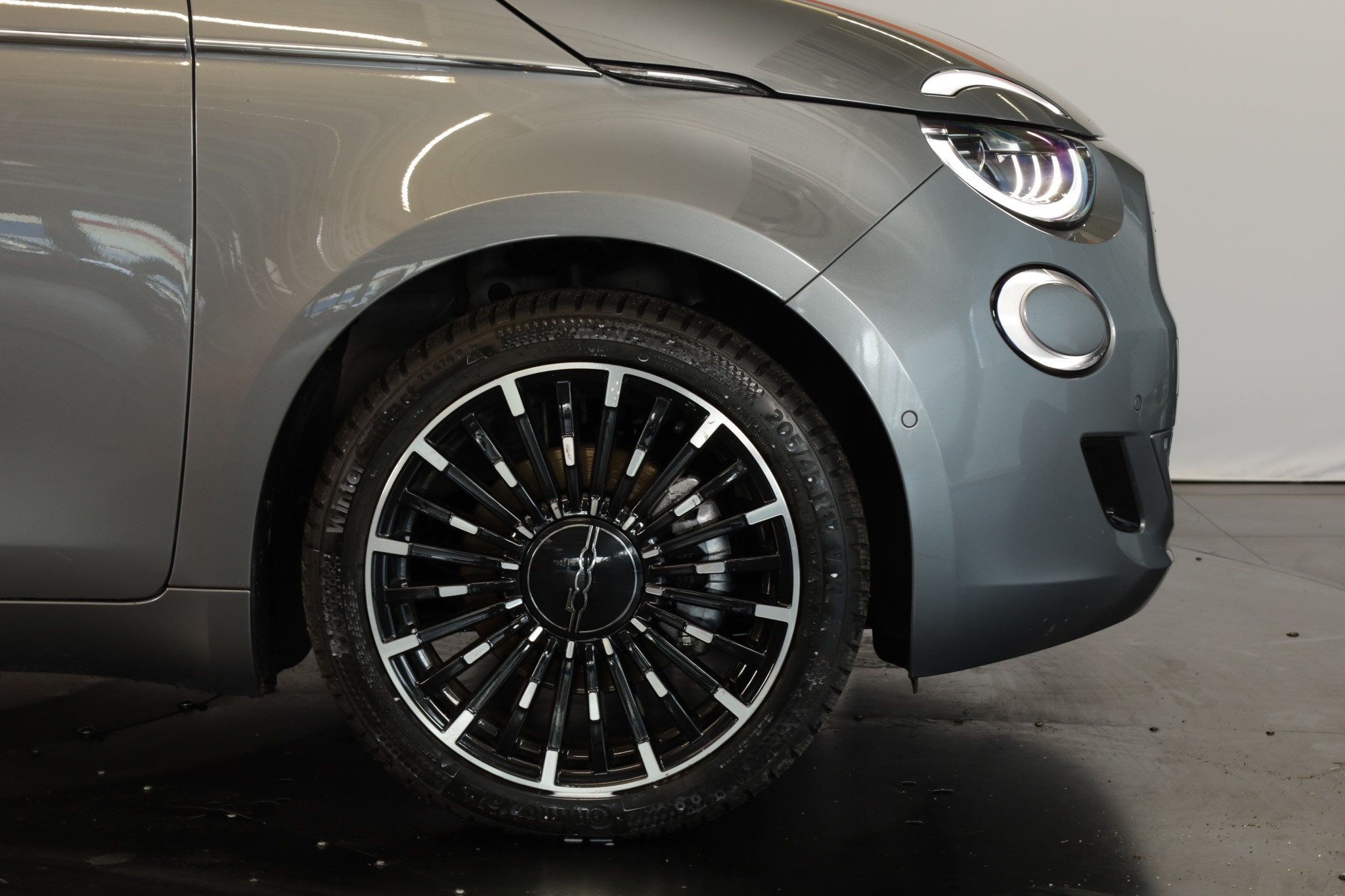 listing desktop thumbnail image 6