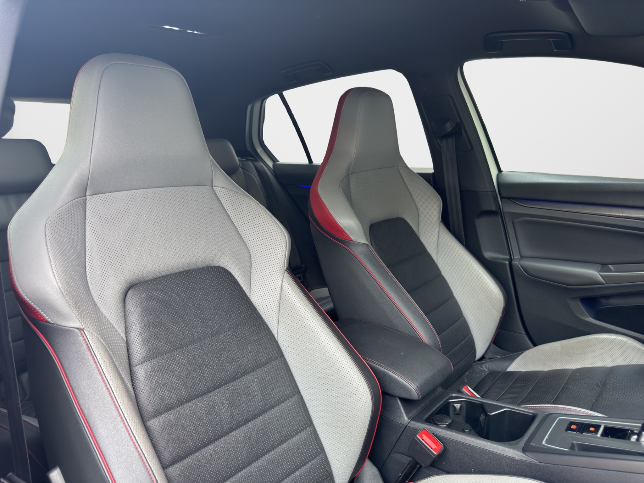 listing desktop thumbnail image 13