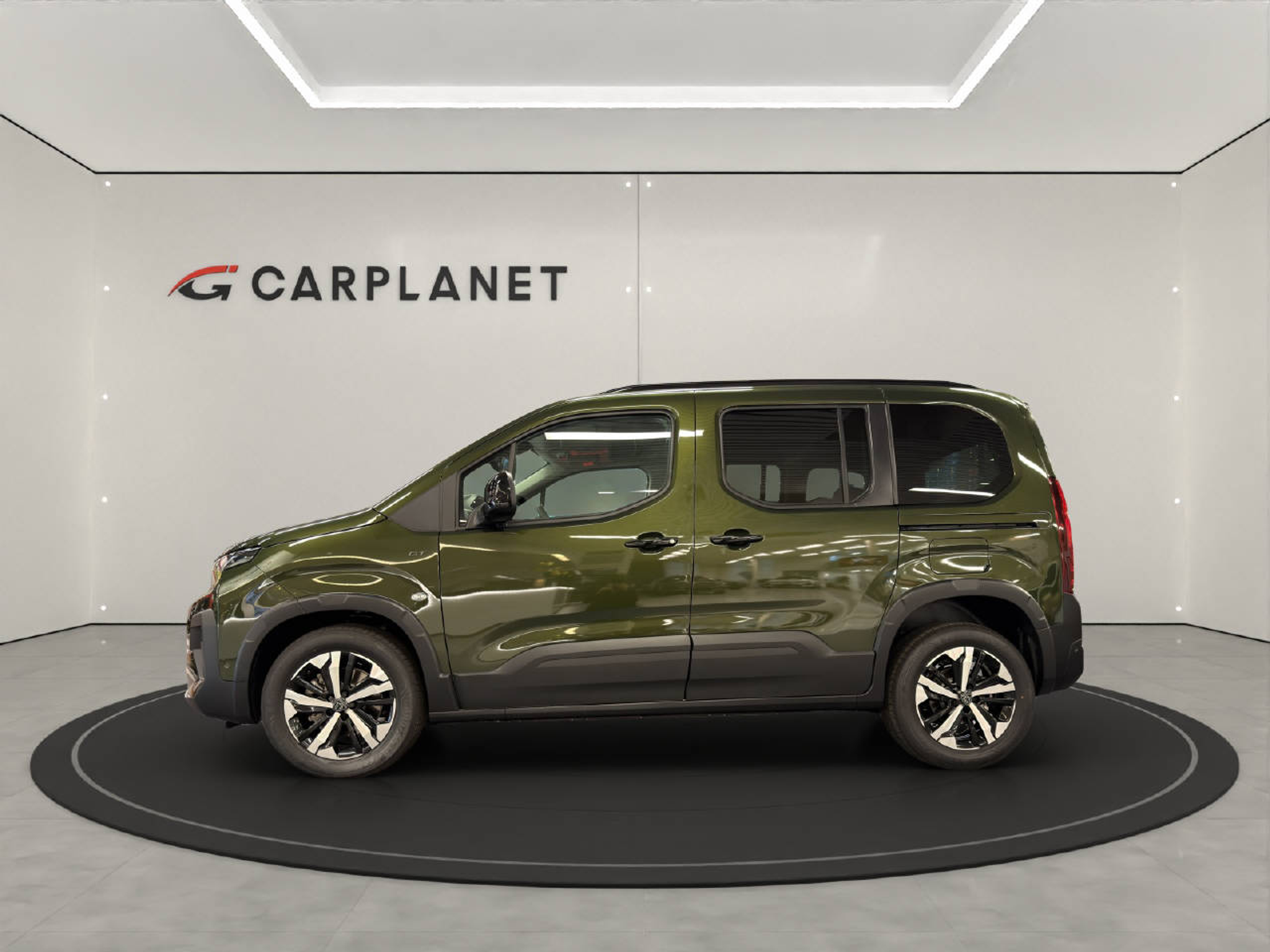 listing desktop thumbnail image 1