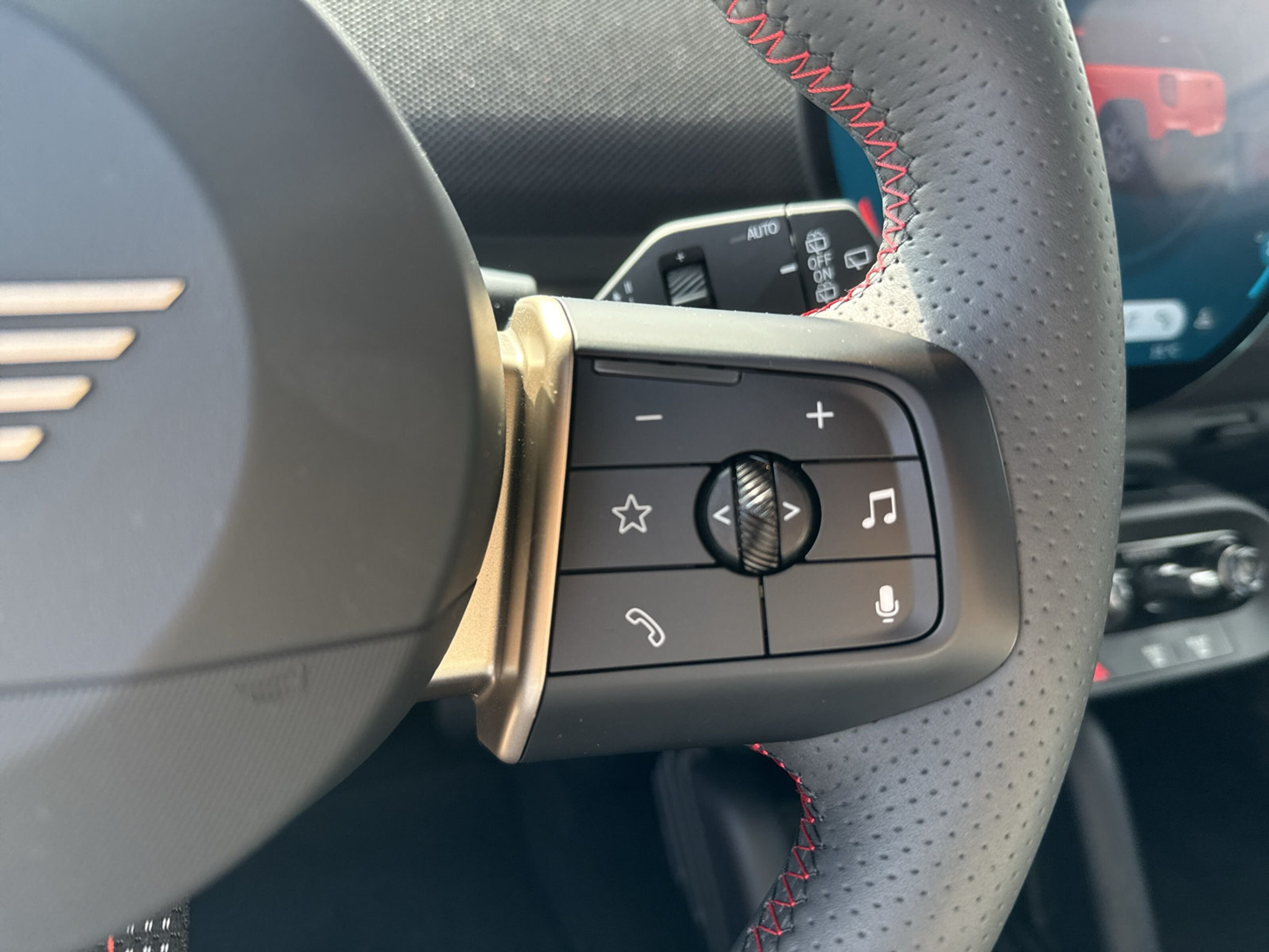 listing desktop thumbnail image 14