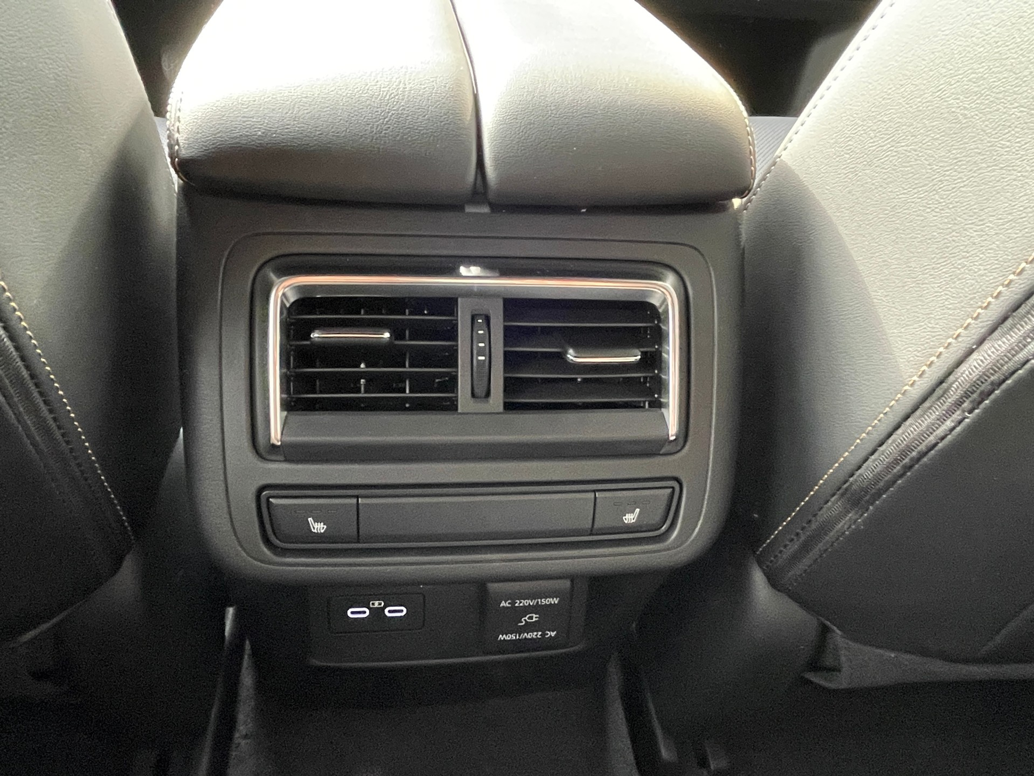 listing desktop thumbnail image 11