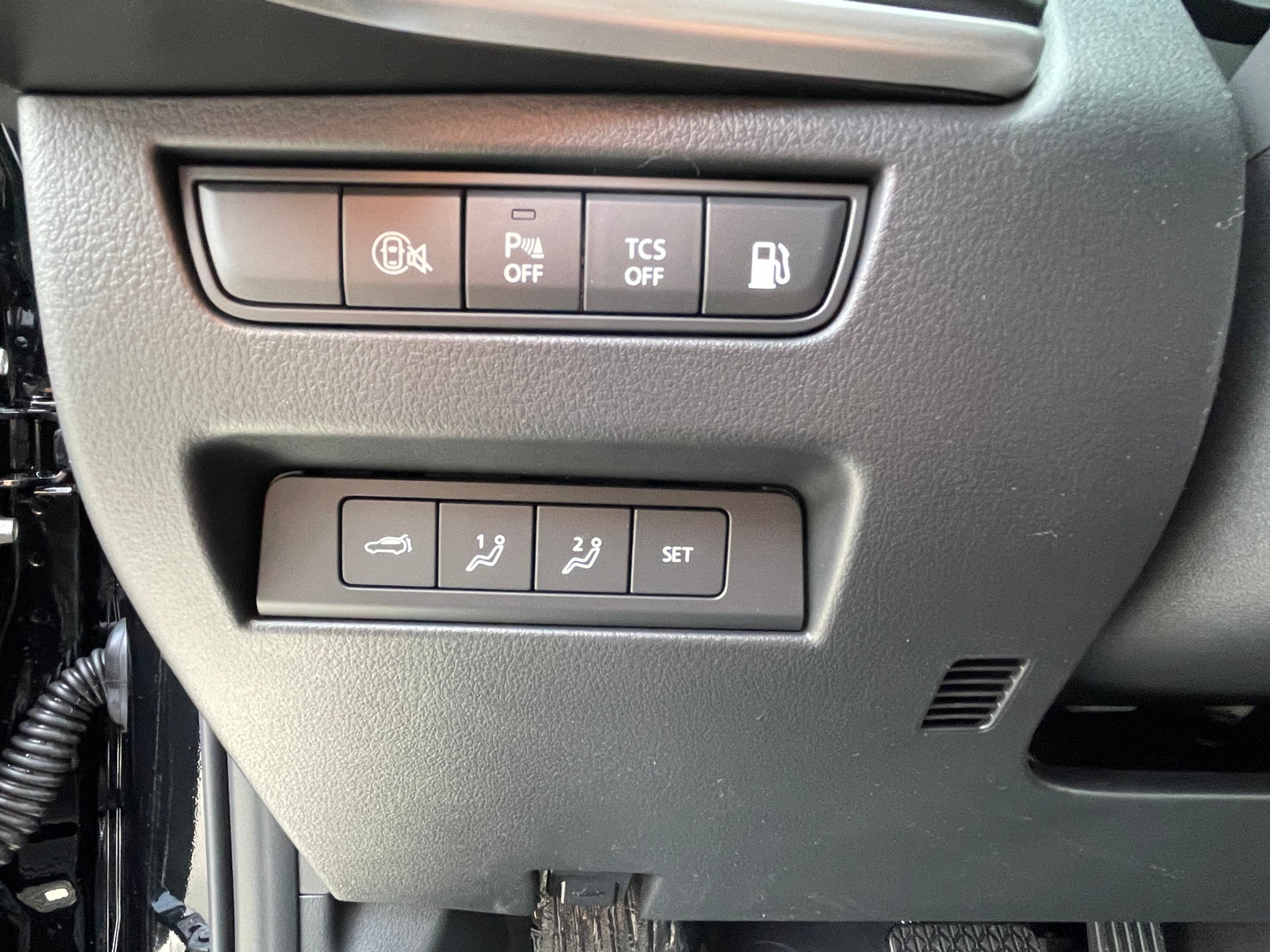 listing desktop thumbnail image 12