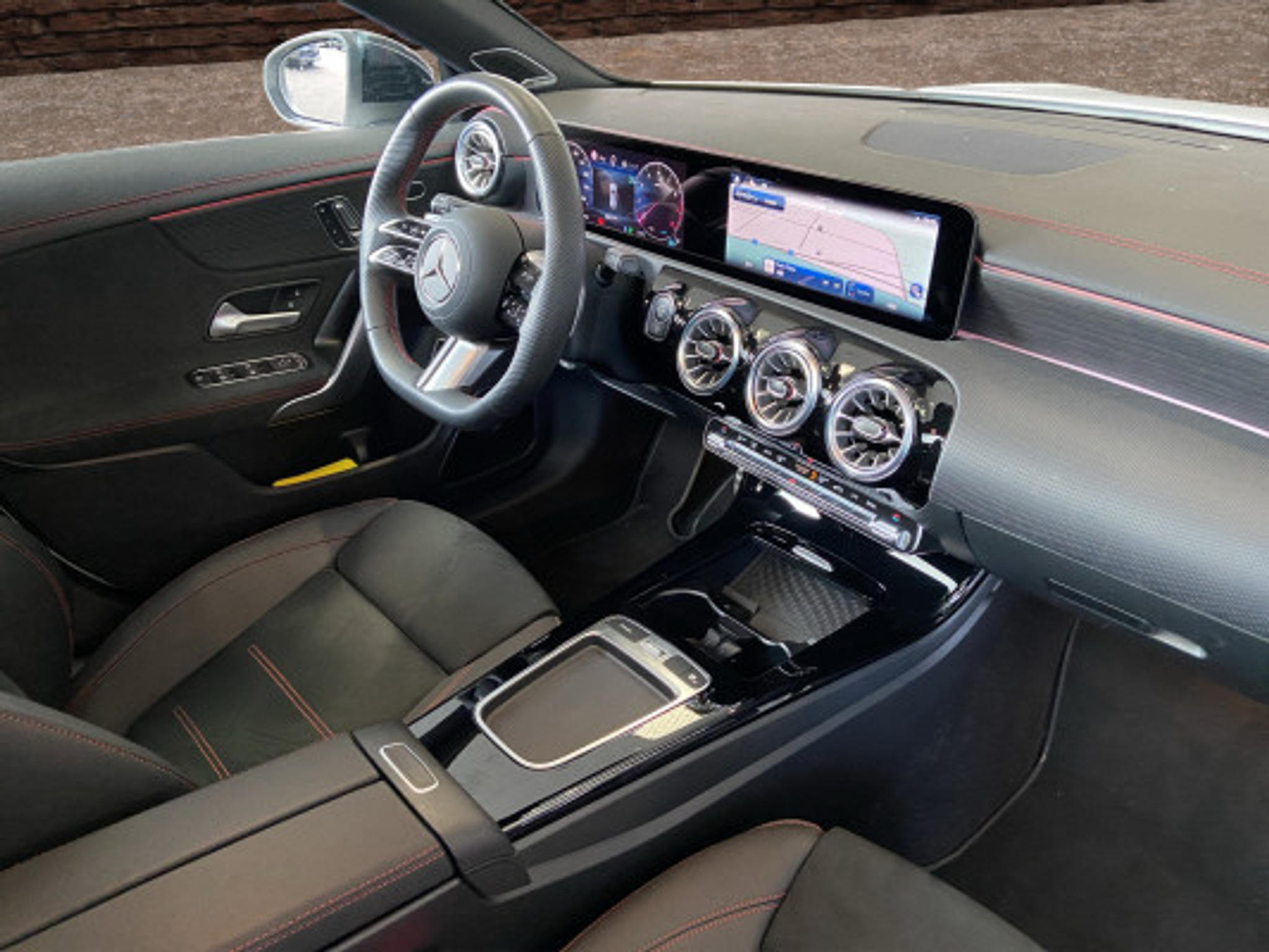 listing desktop thumbnail image 14