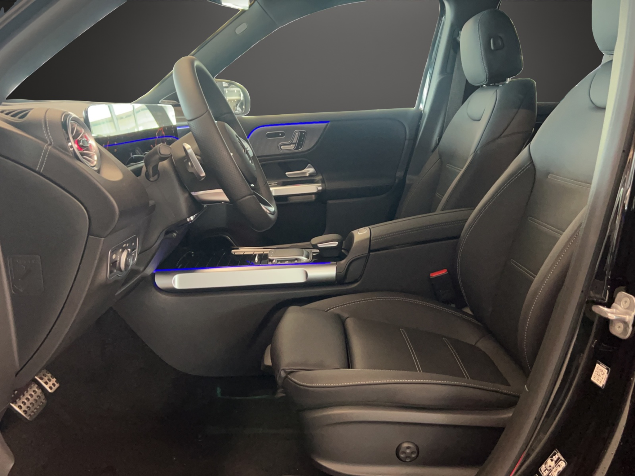 listing desktop thumbnail image 8