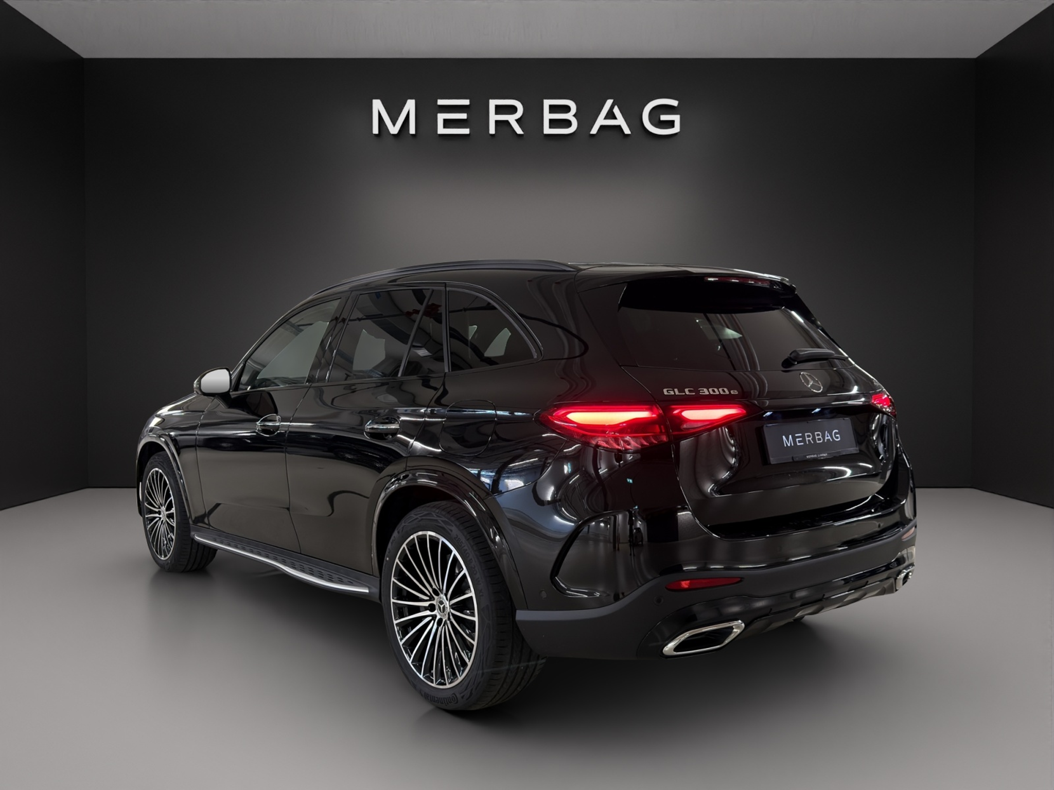 listing desktop thumbnail image 4