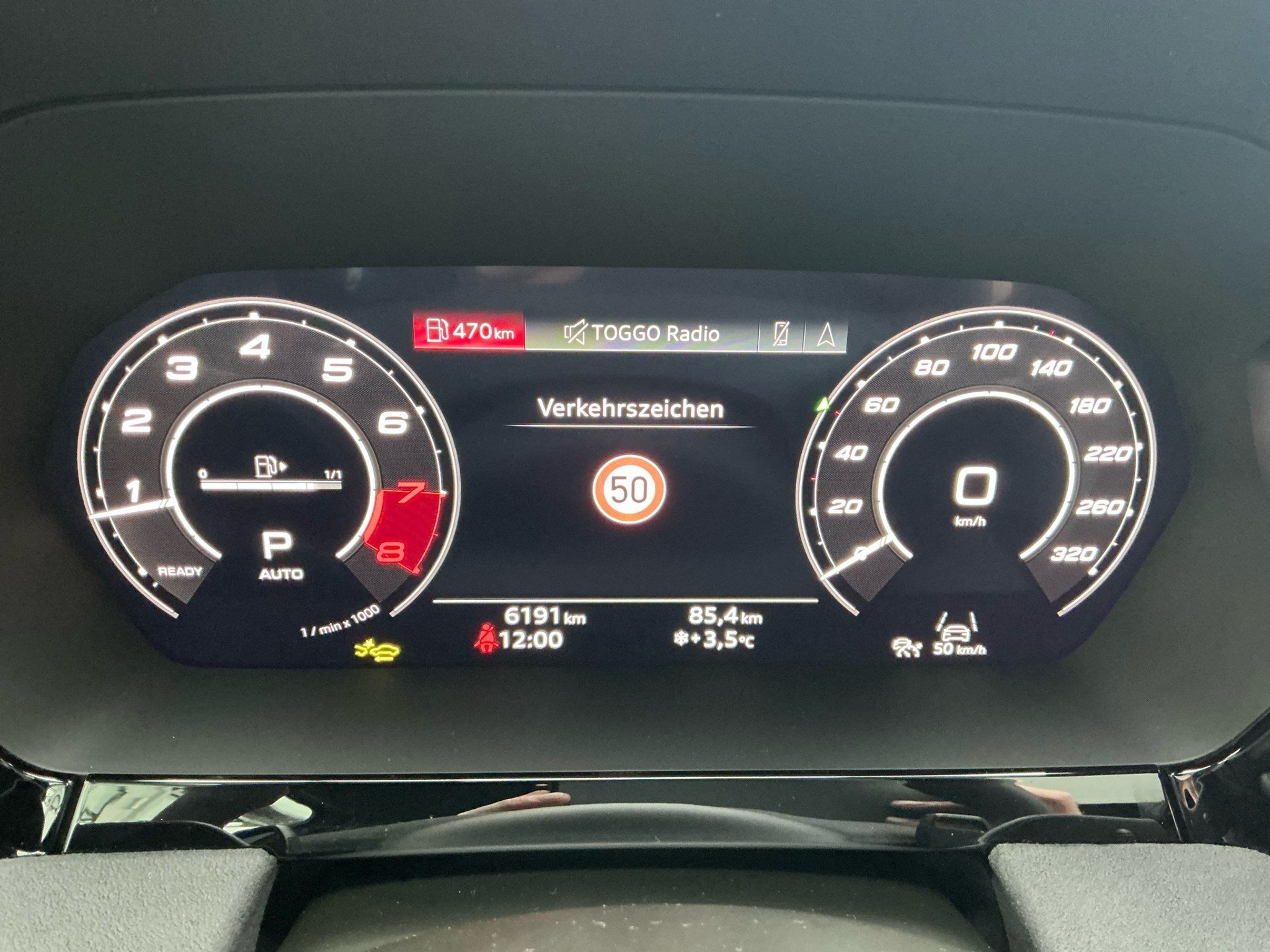 listing desktop thumbnail image 10