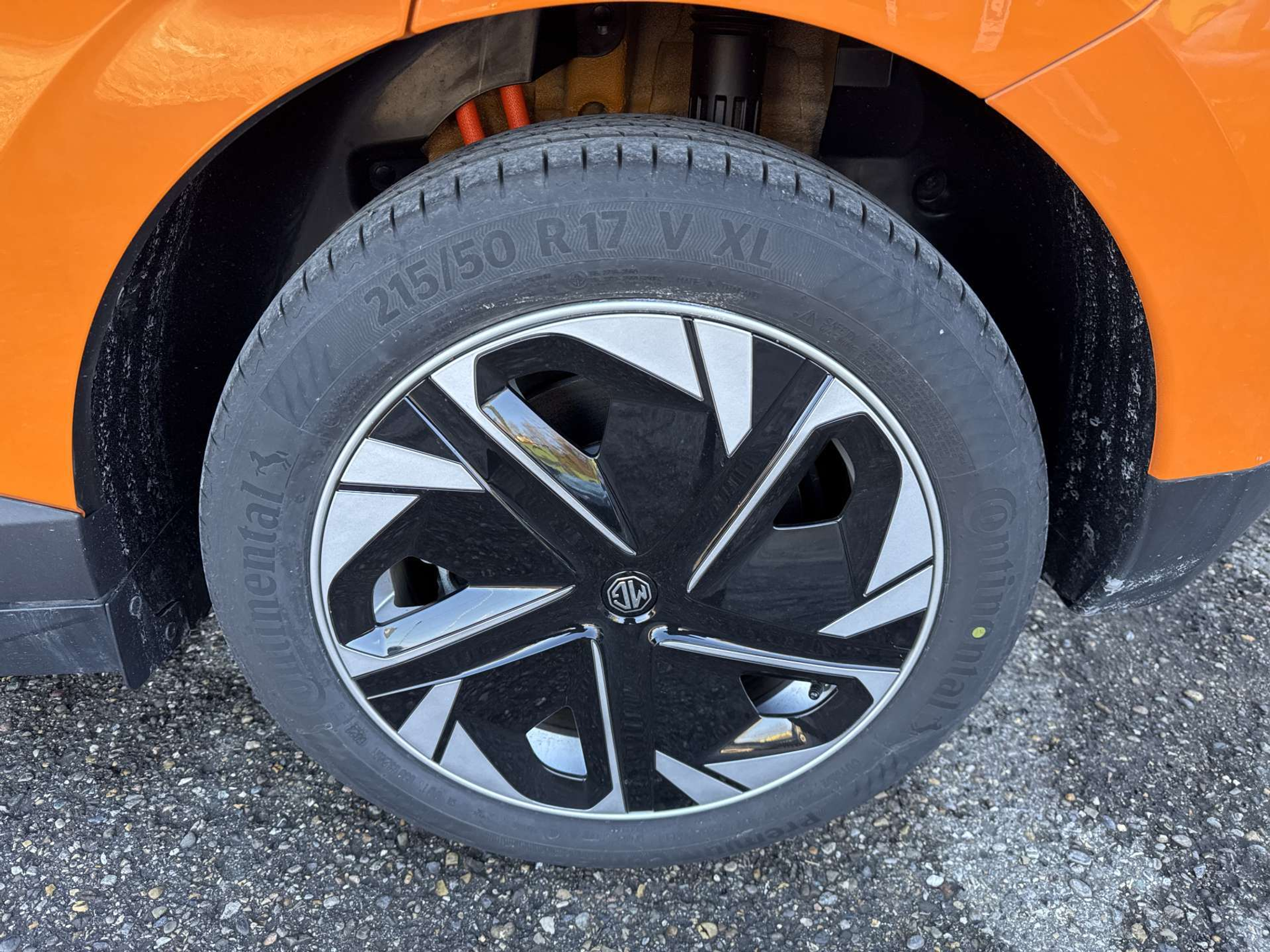 listing desktop thumbnail image 9