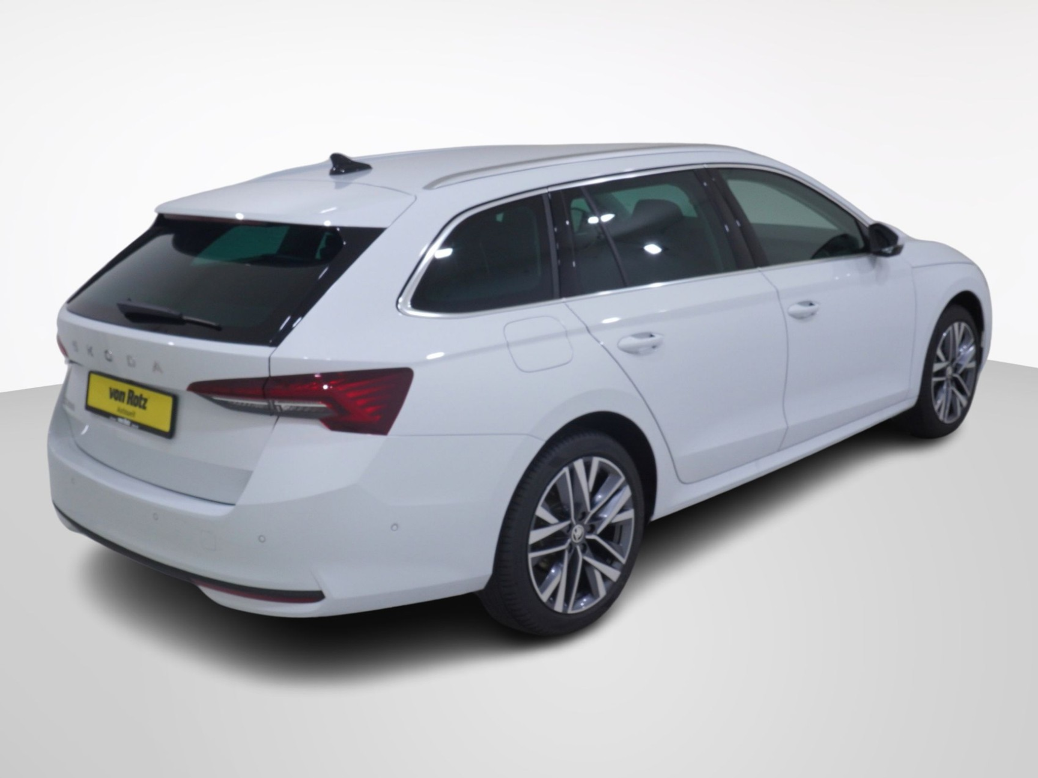 listing desktop thumbnail image 6