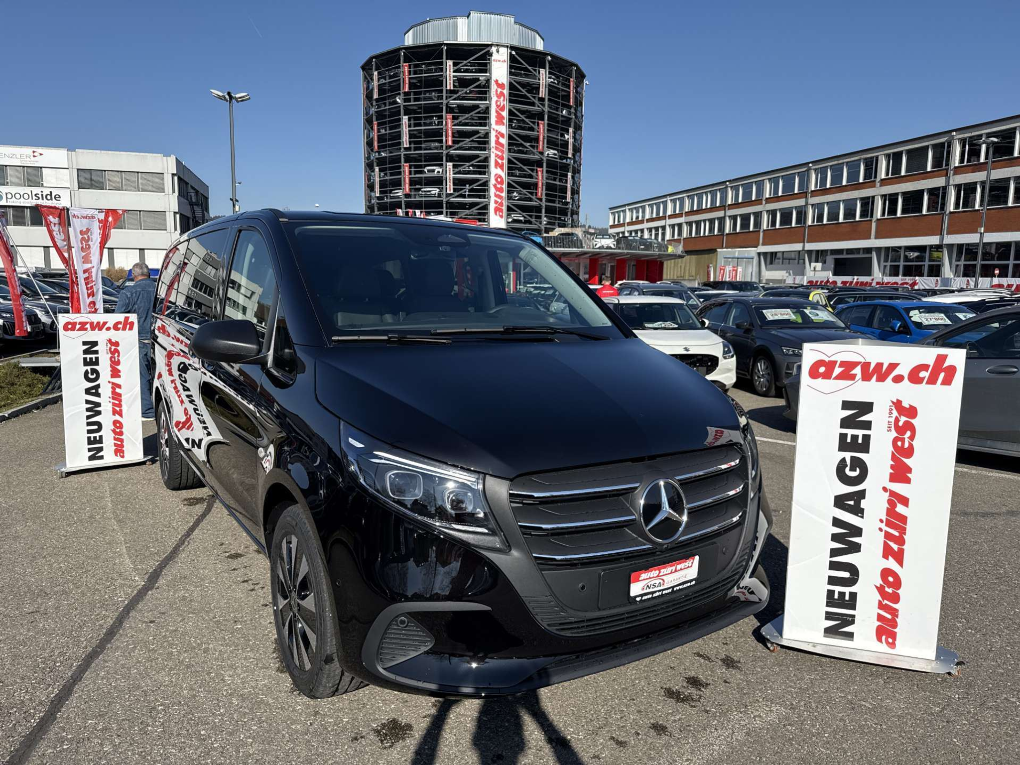 listing desktop thumbnail image 0