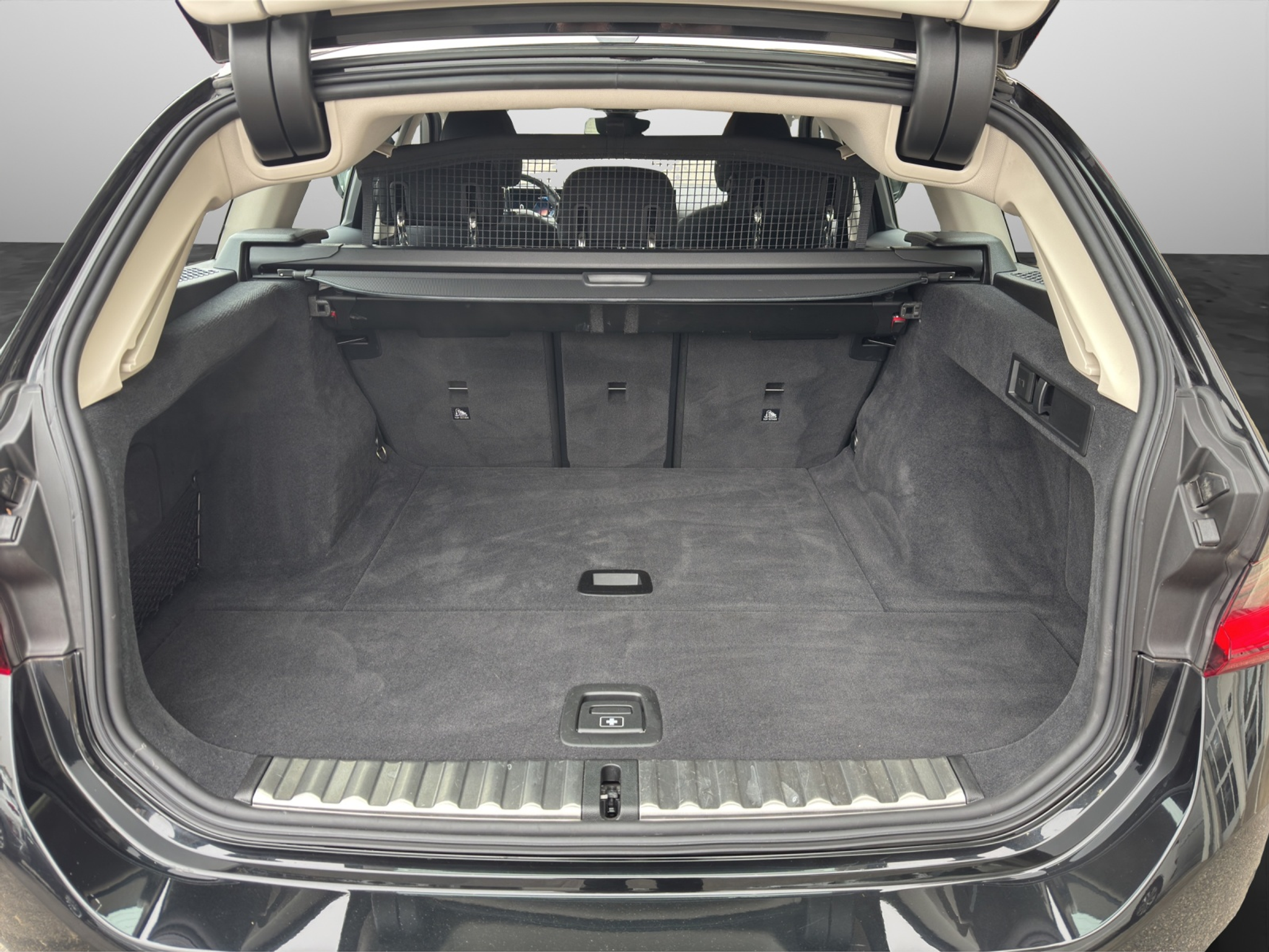 listing desktop thumbnail image 15