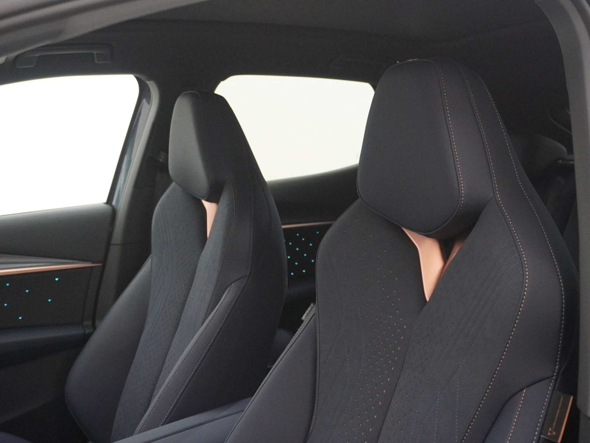 listing desktop thumbnail image 14