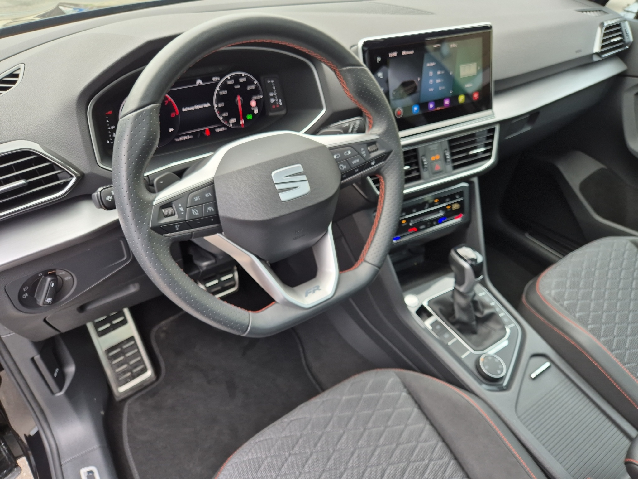 listing desktop thumbnail image 9