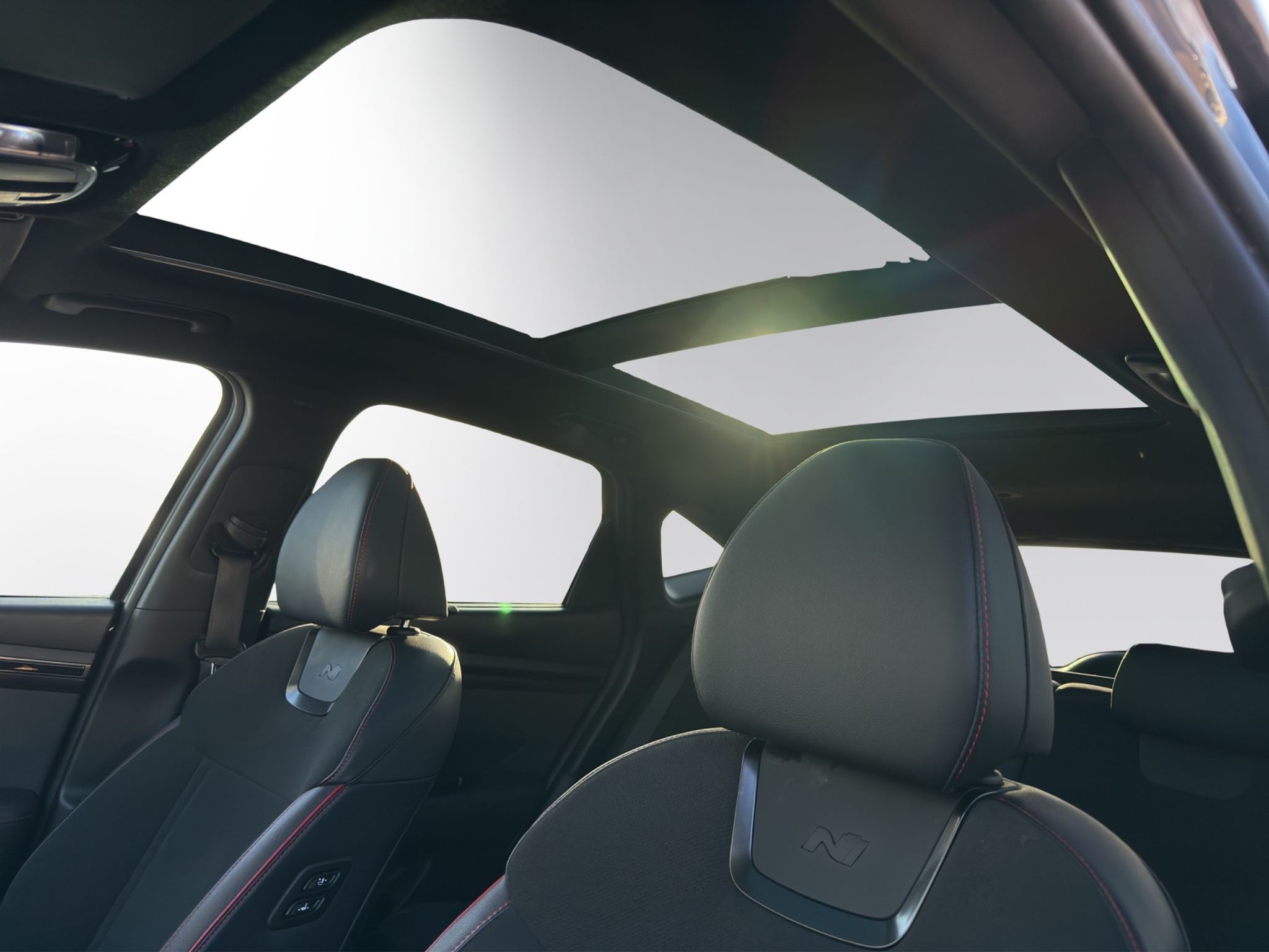 listing desktop thumbnail image 9