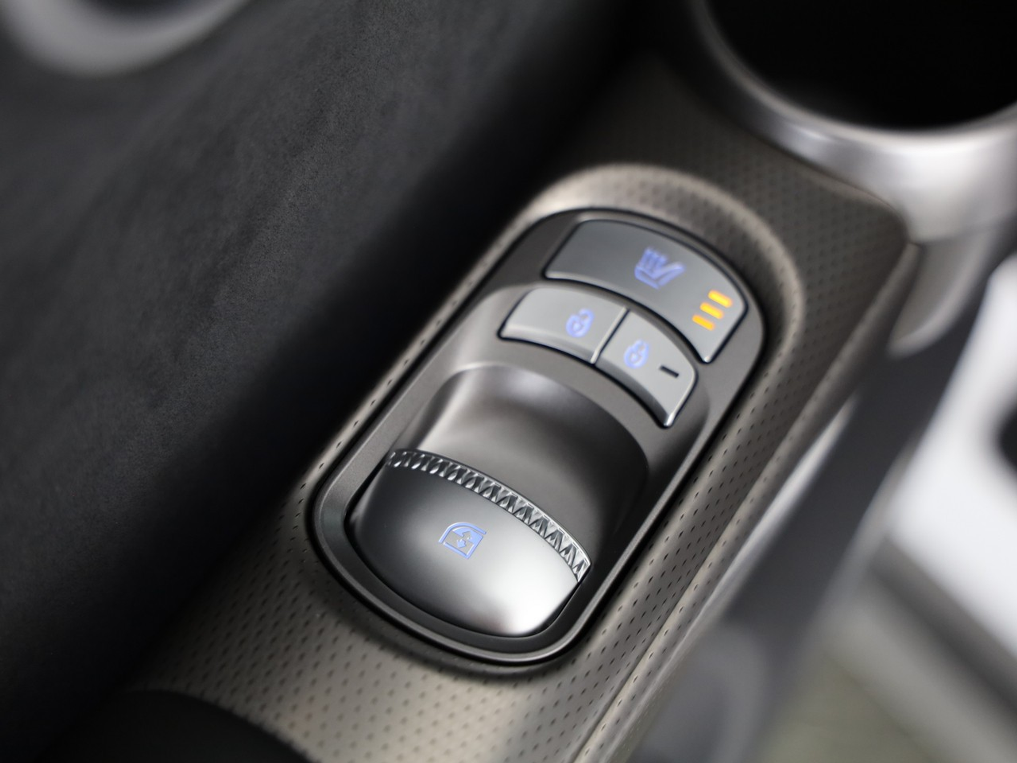 listing desktop thumbnail image 15