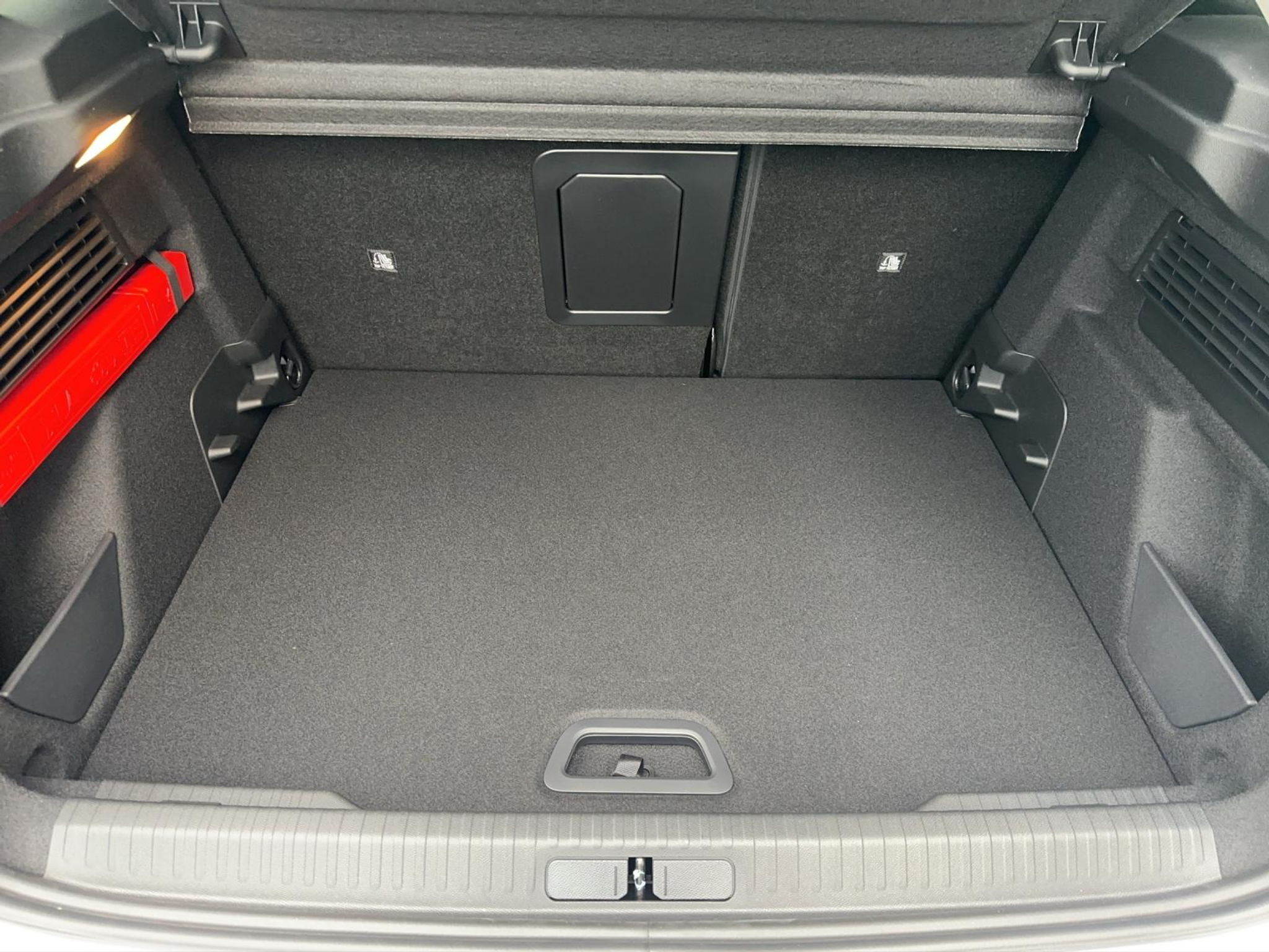 listing desktop thumbnail image 19