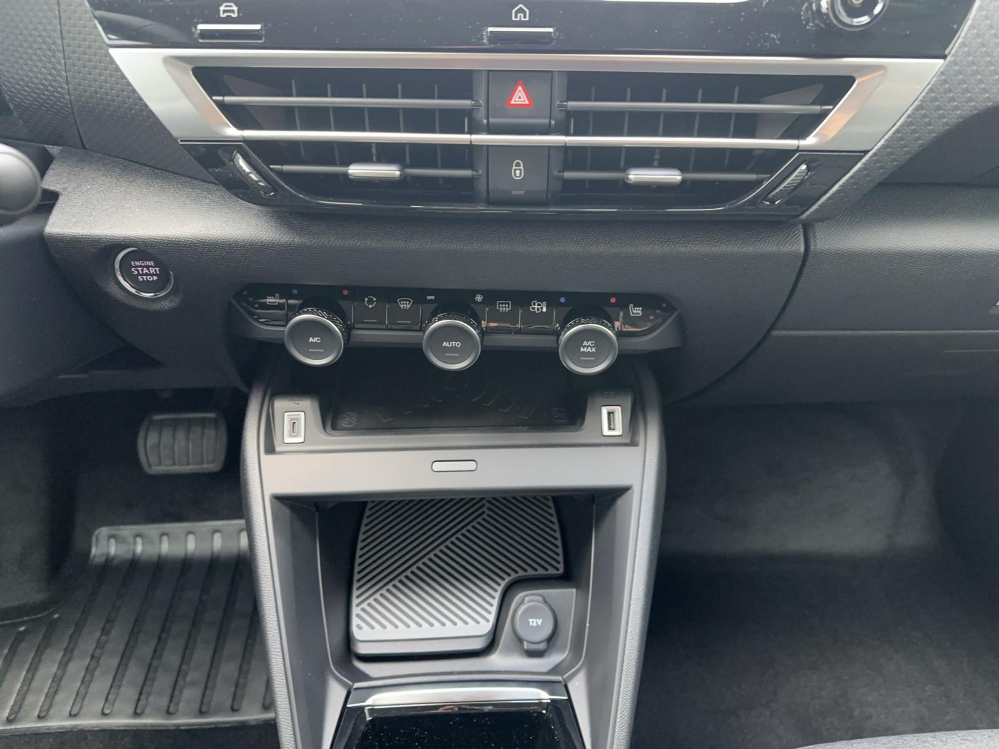 listing desktop thumbnail image 14