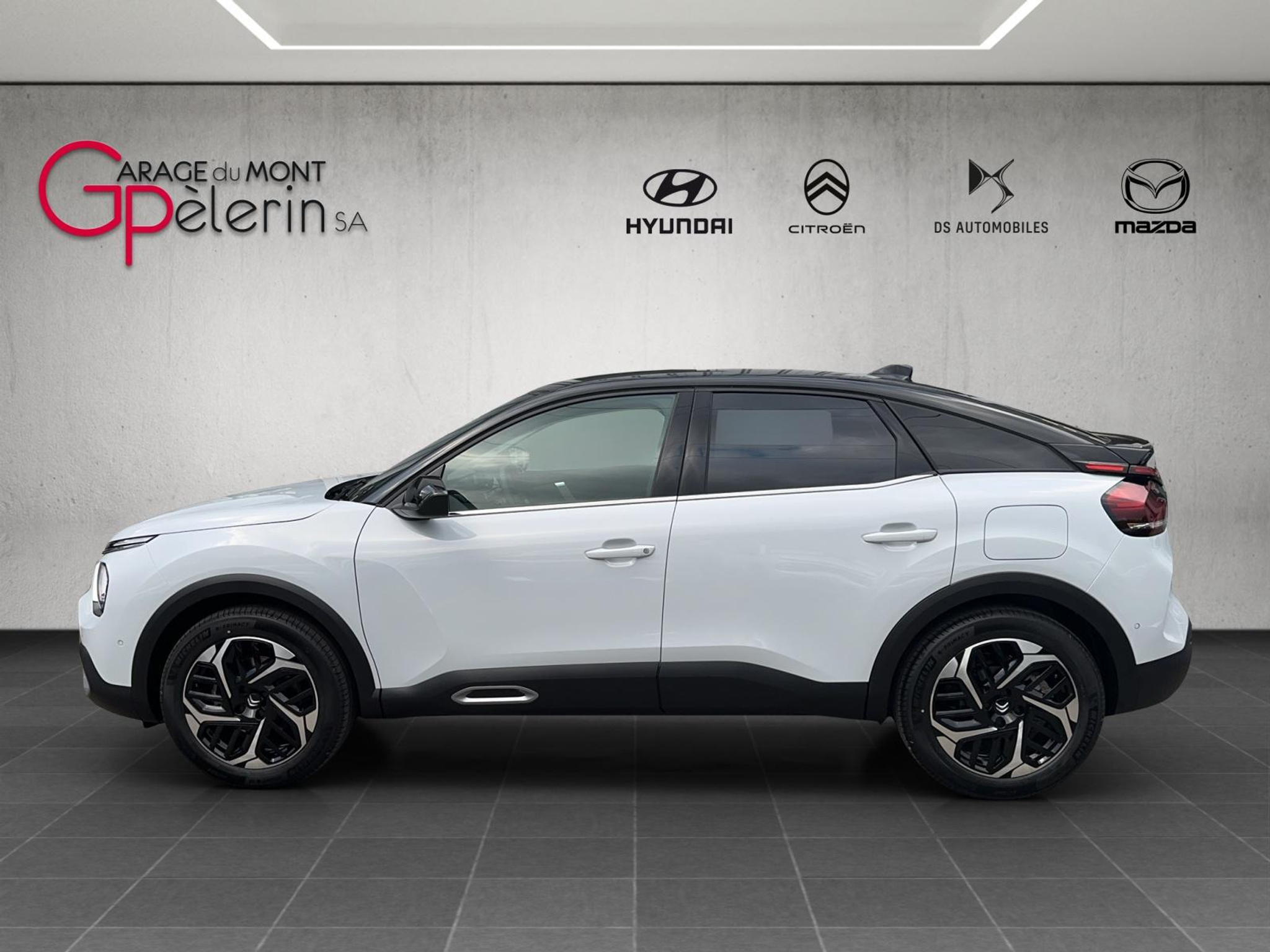 listing desktop thumbnail image 1