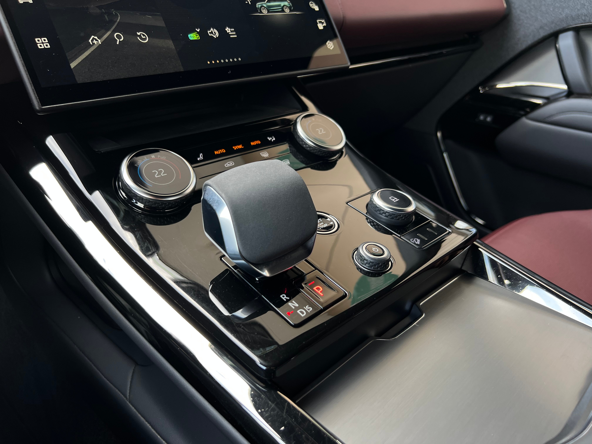 listing desktop thumbnail image 15