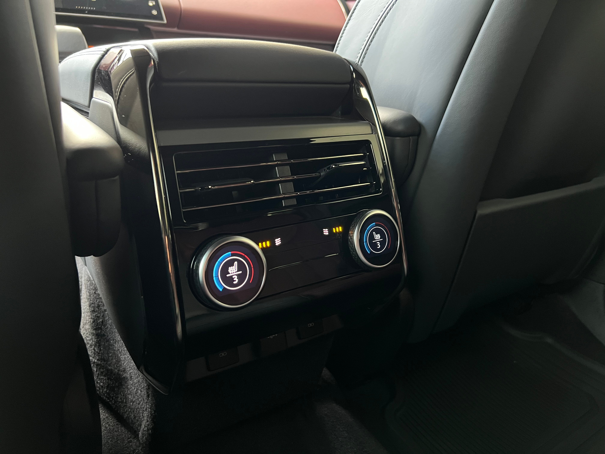 listing desktop thumbnail image 27