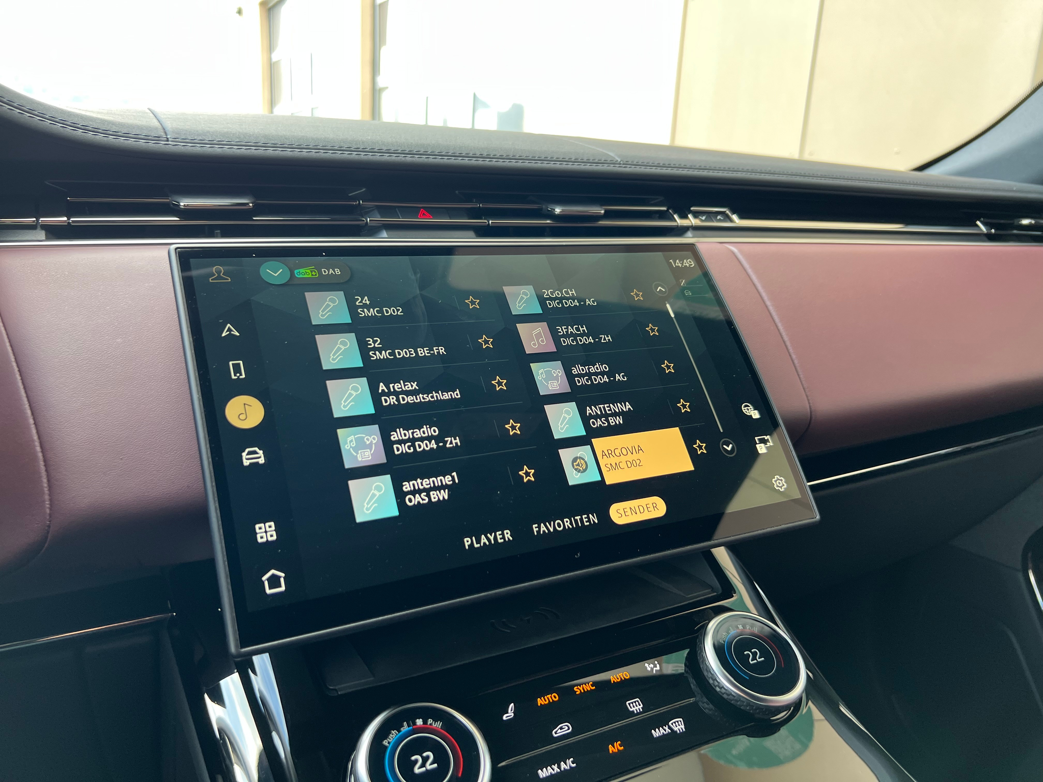 listing desktop thumbnail image 19