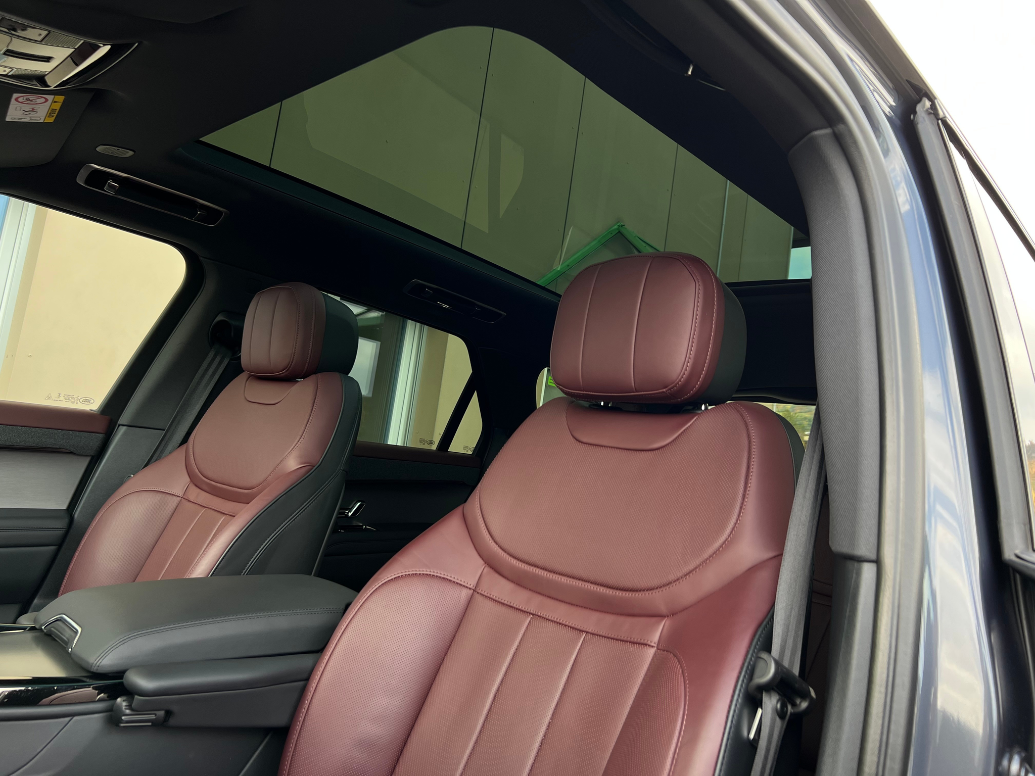 listing desktop thumbnail image 12