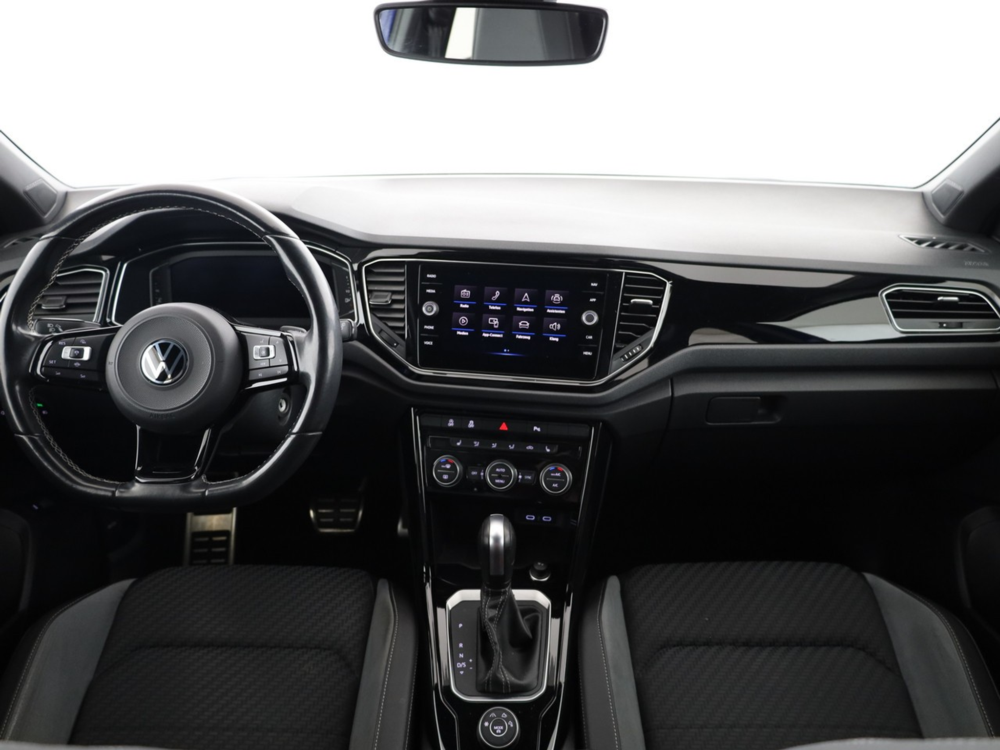 listing desktop thumbnail image 7