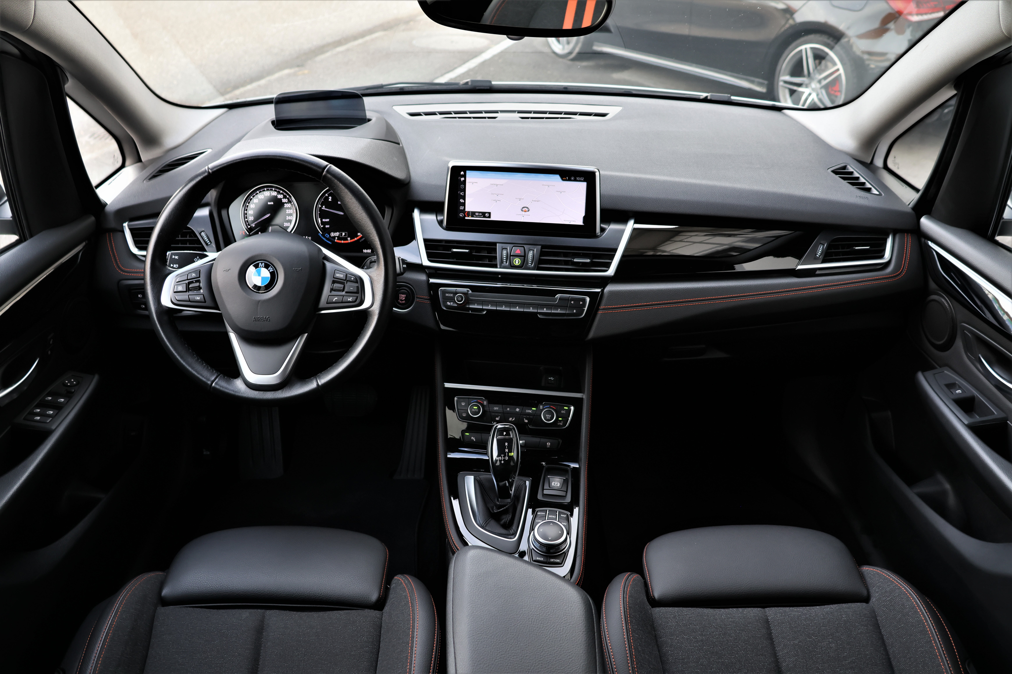 listing desktop thumbnail image 14