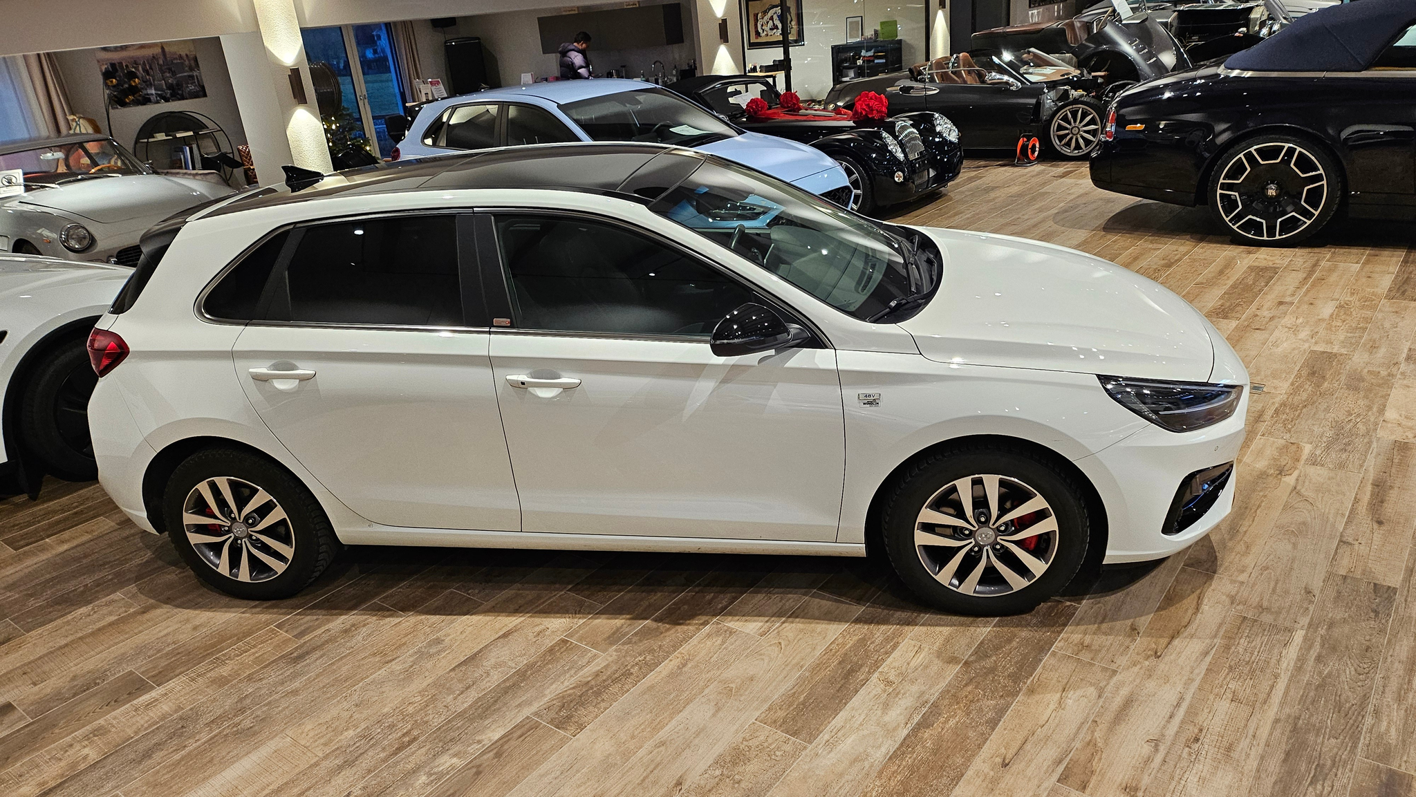 listing desktop thumbnail image 7