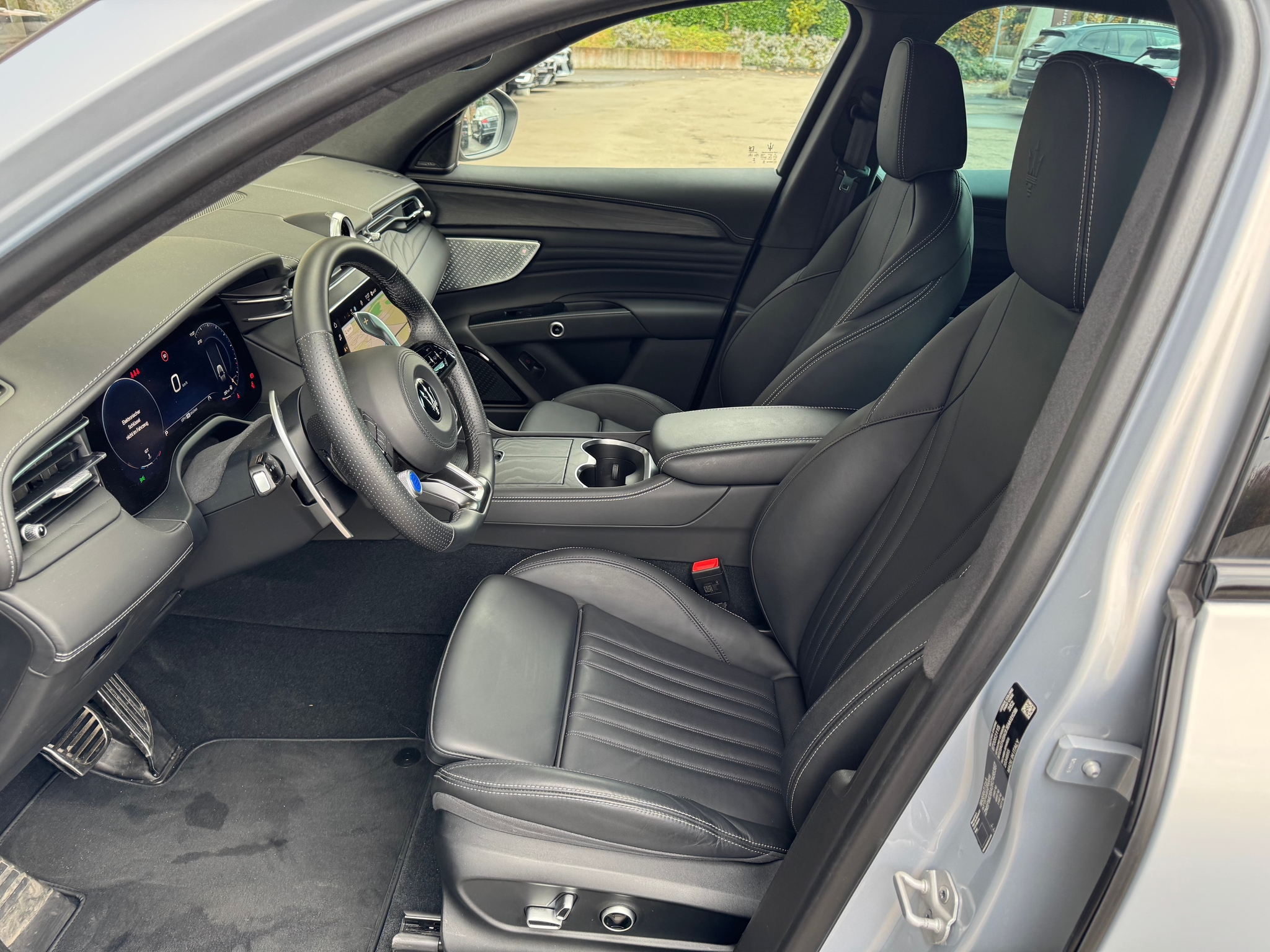 listing desktop thumbnail image 11