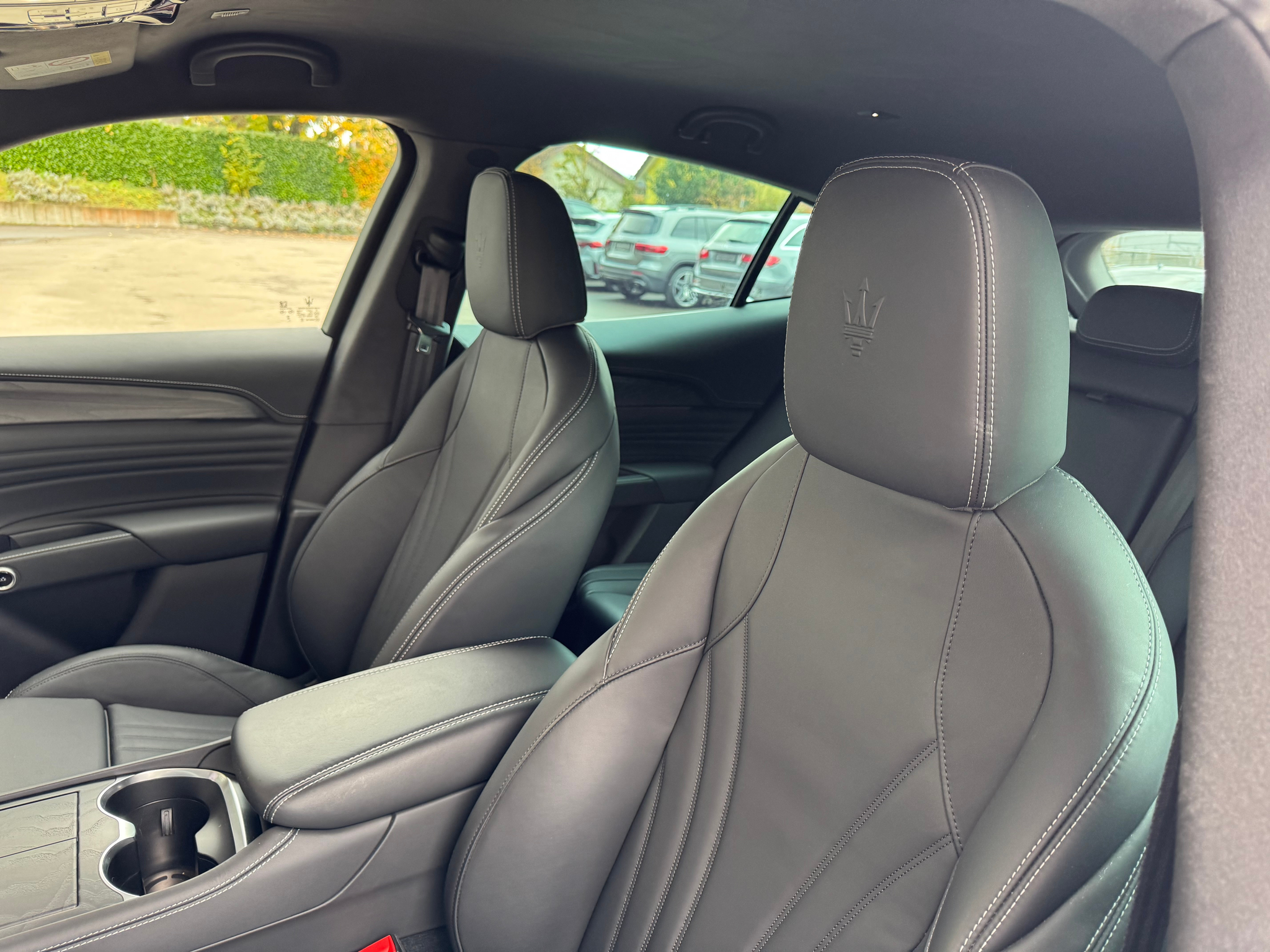 listing desktop thumbnail image 17