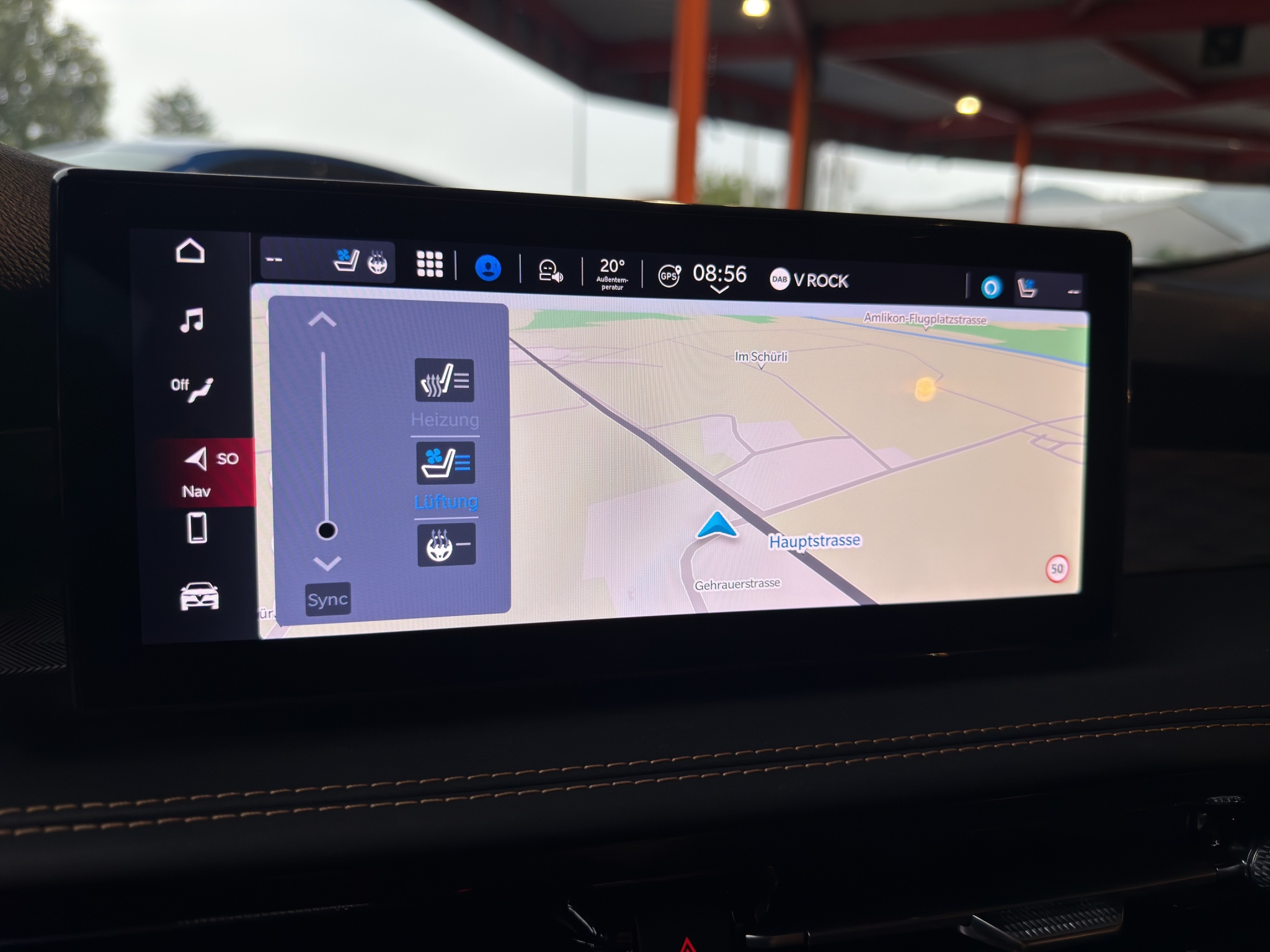 listing desktop thumbnail image 30