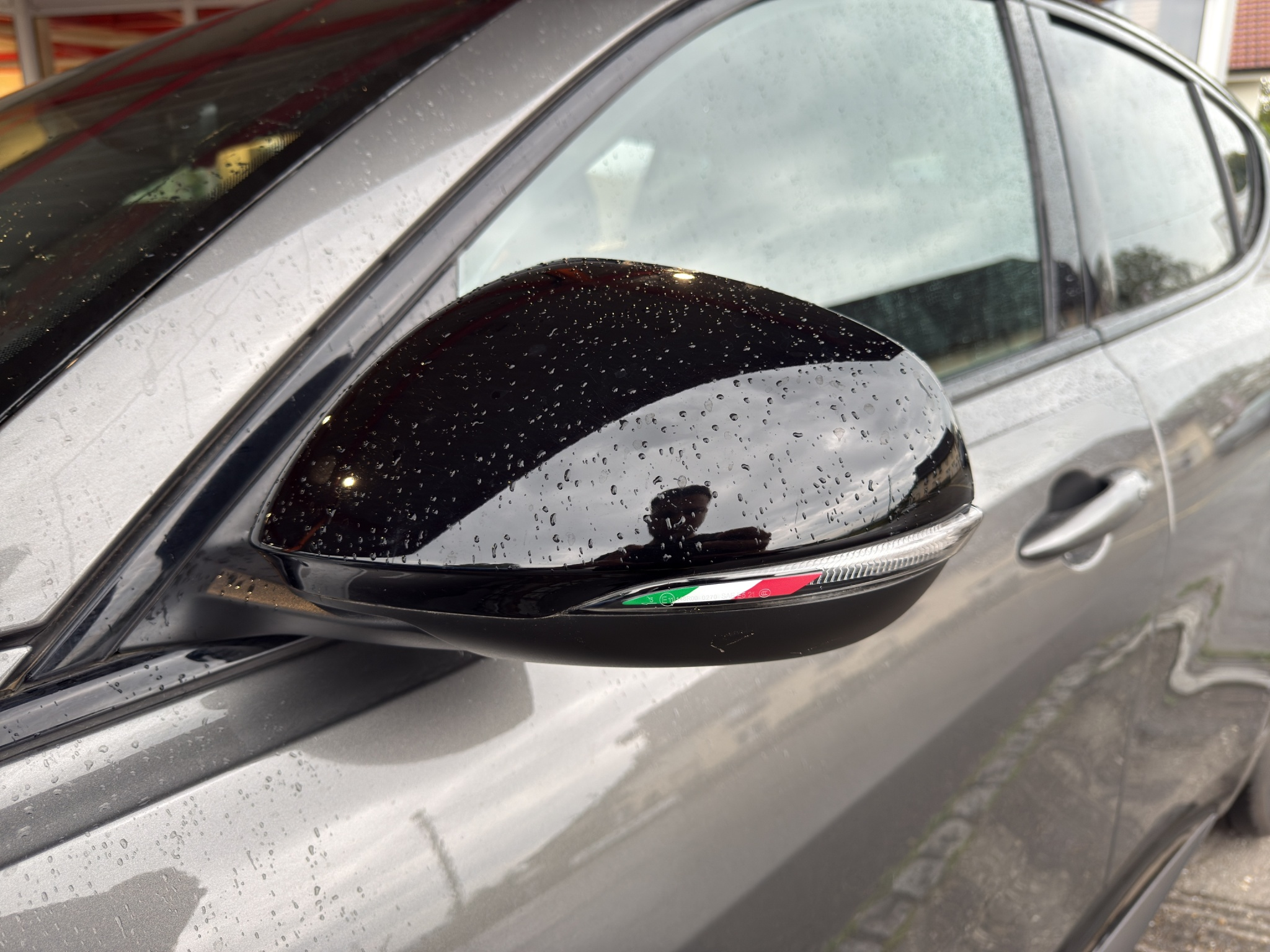 listing desktop thumbnail image 21