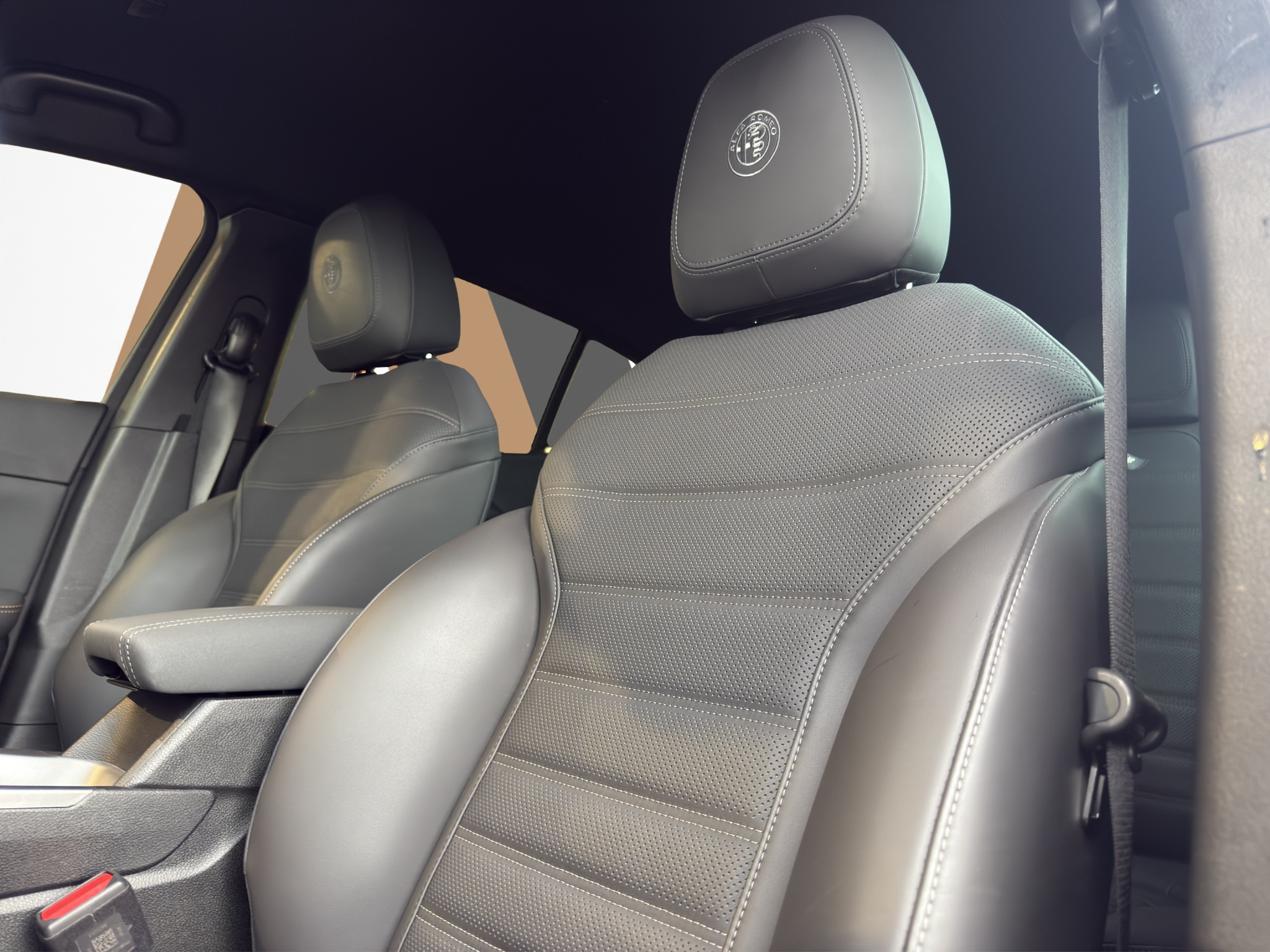 listing desktop thumbnail image 19