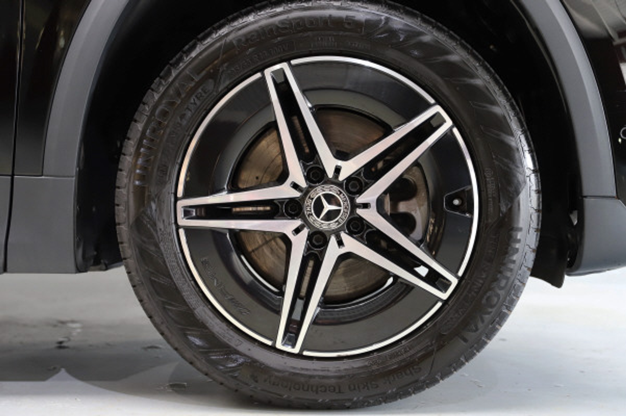 listing desktop thumbnail image 12