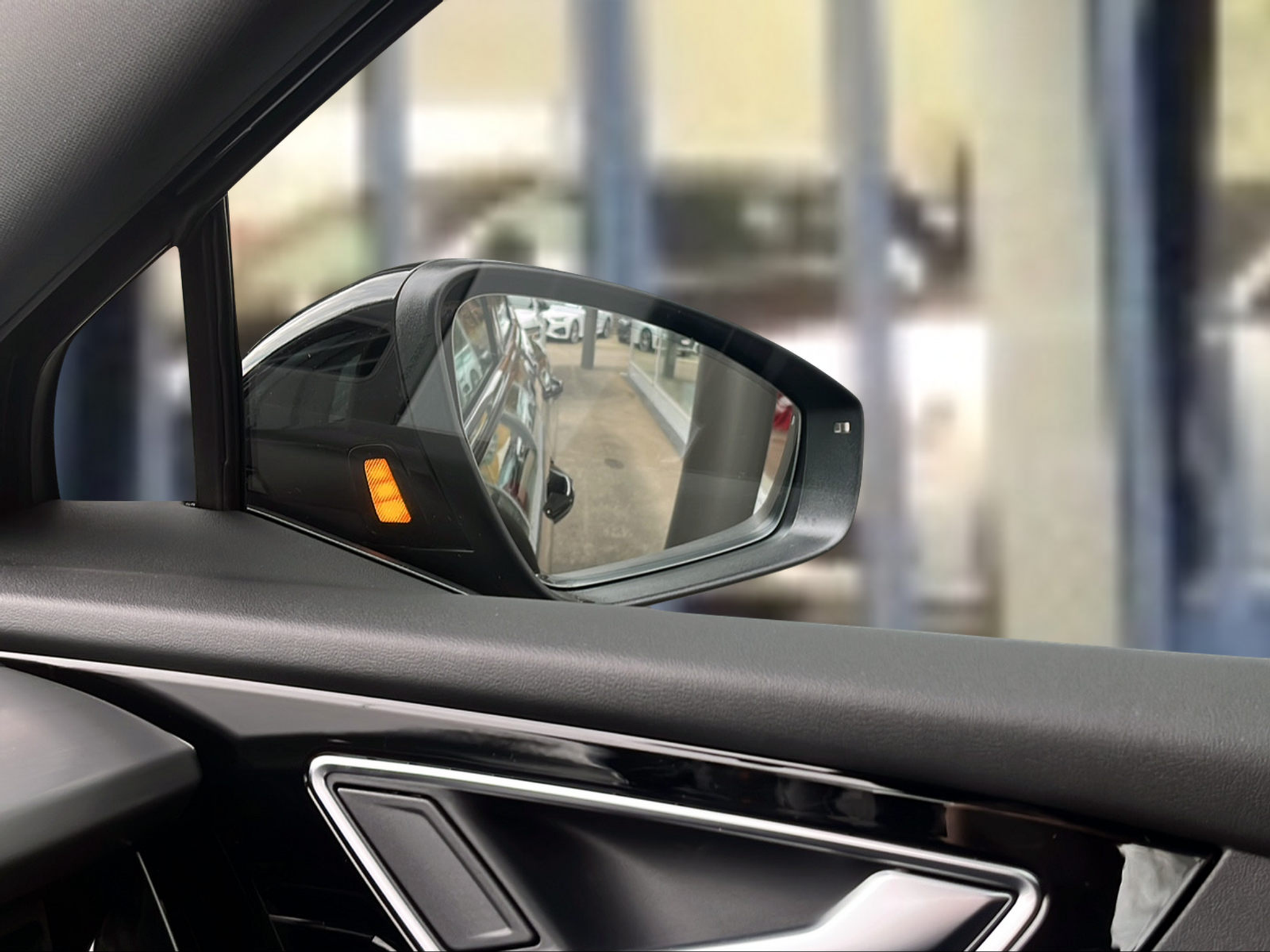 listing desktop thumbnail image 17