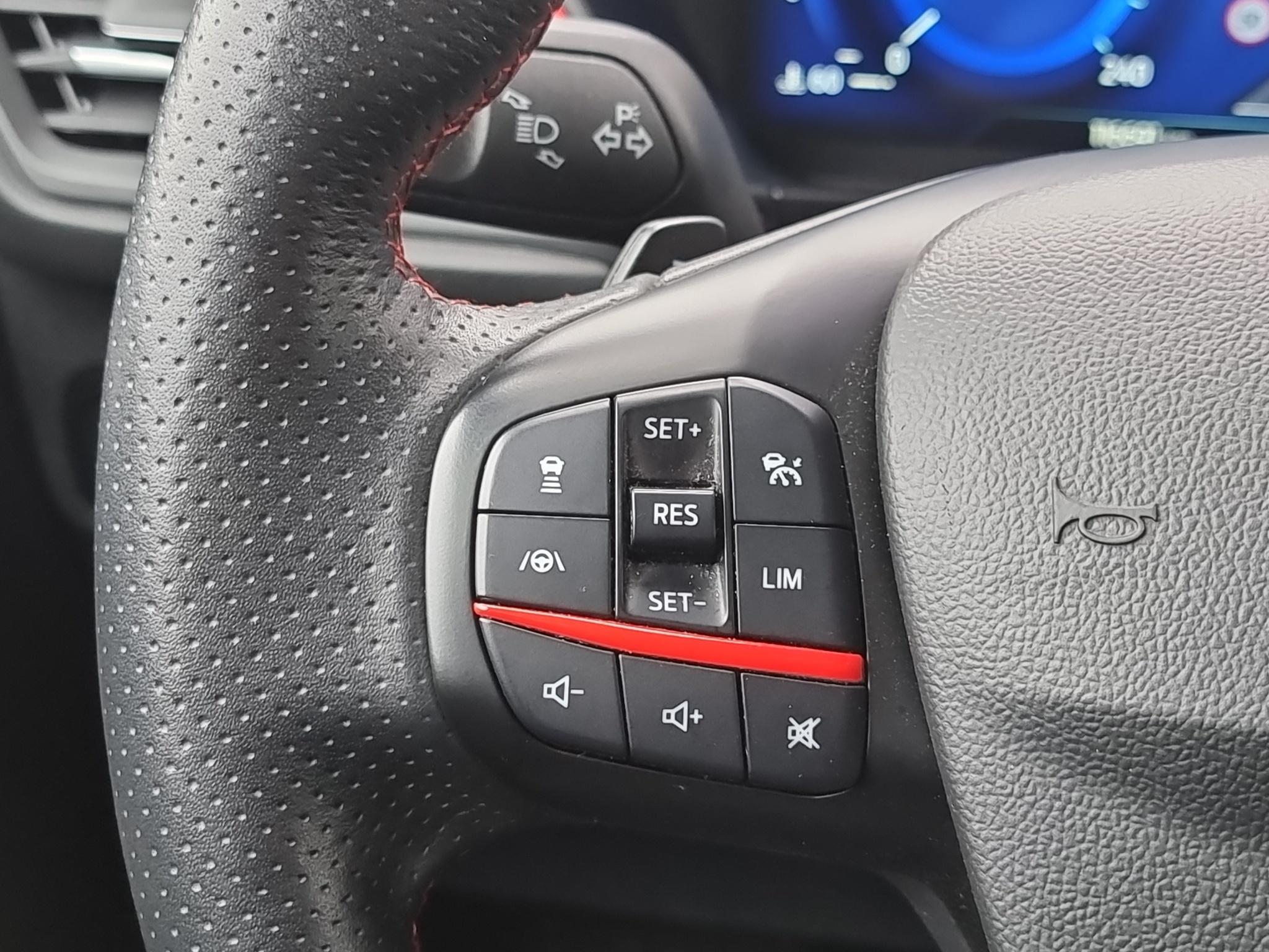 listing desktop thumbnail image 10