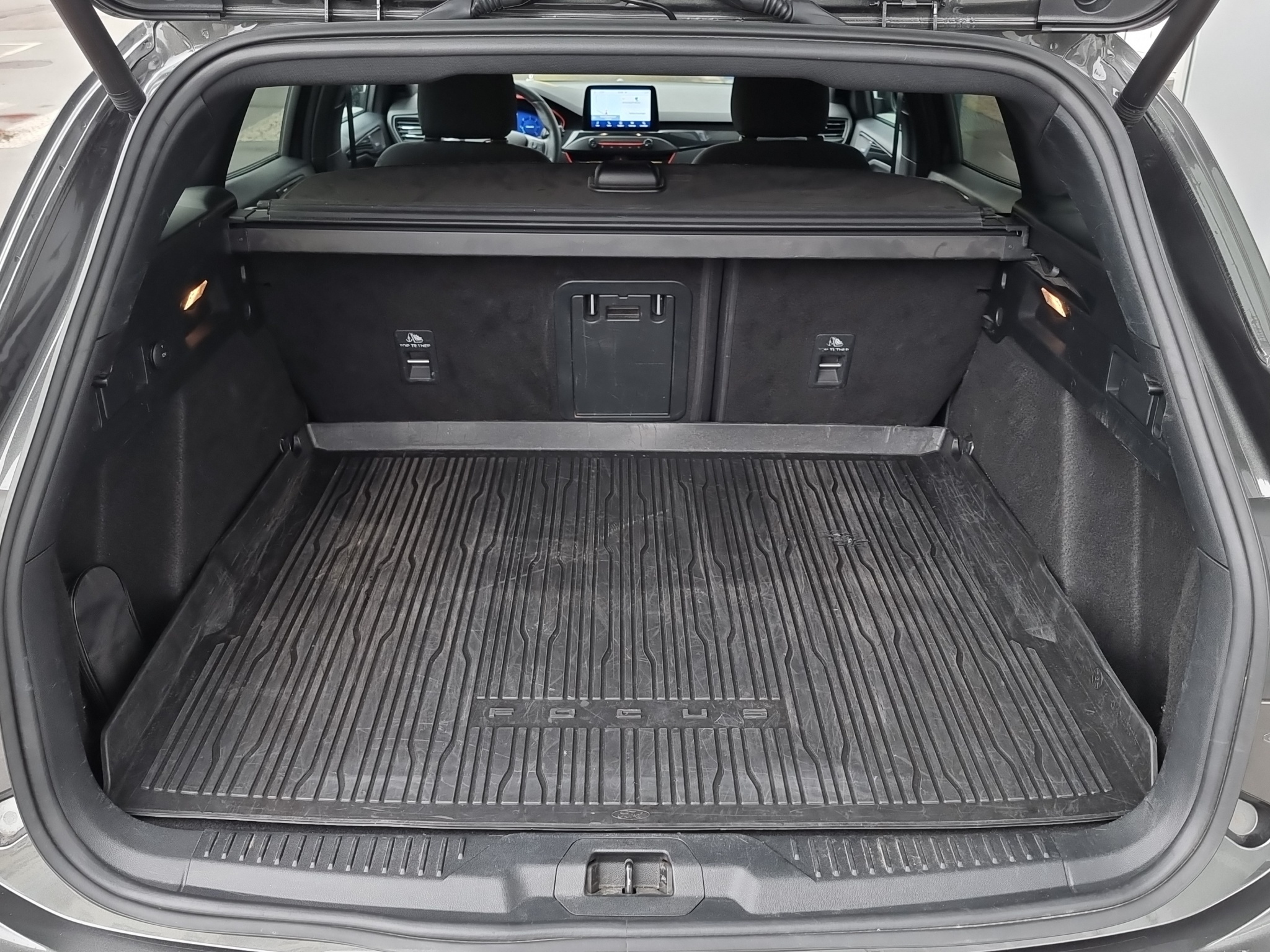 listing desktop thumbnail image 15