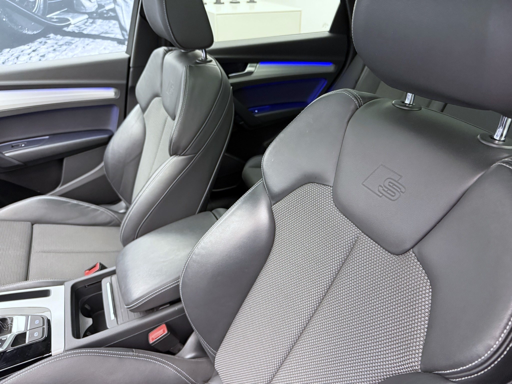 listing desktop thumbnail image 5