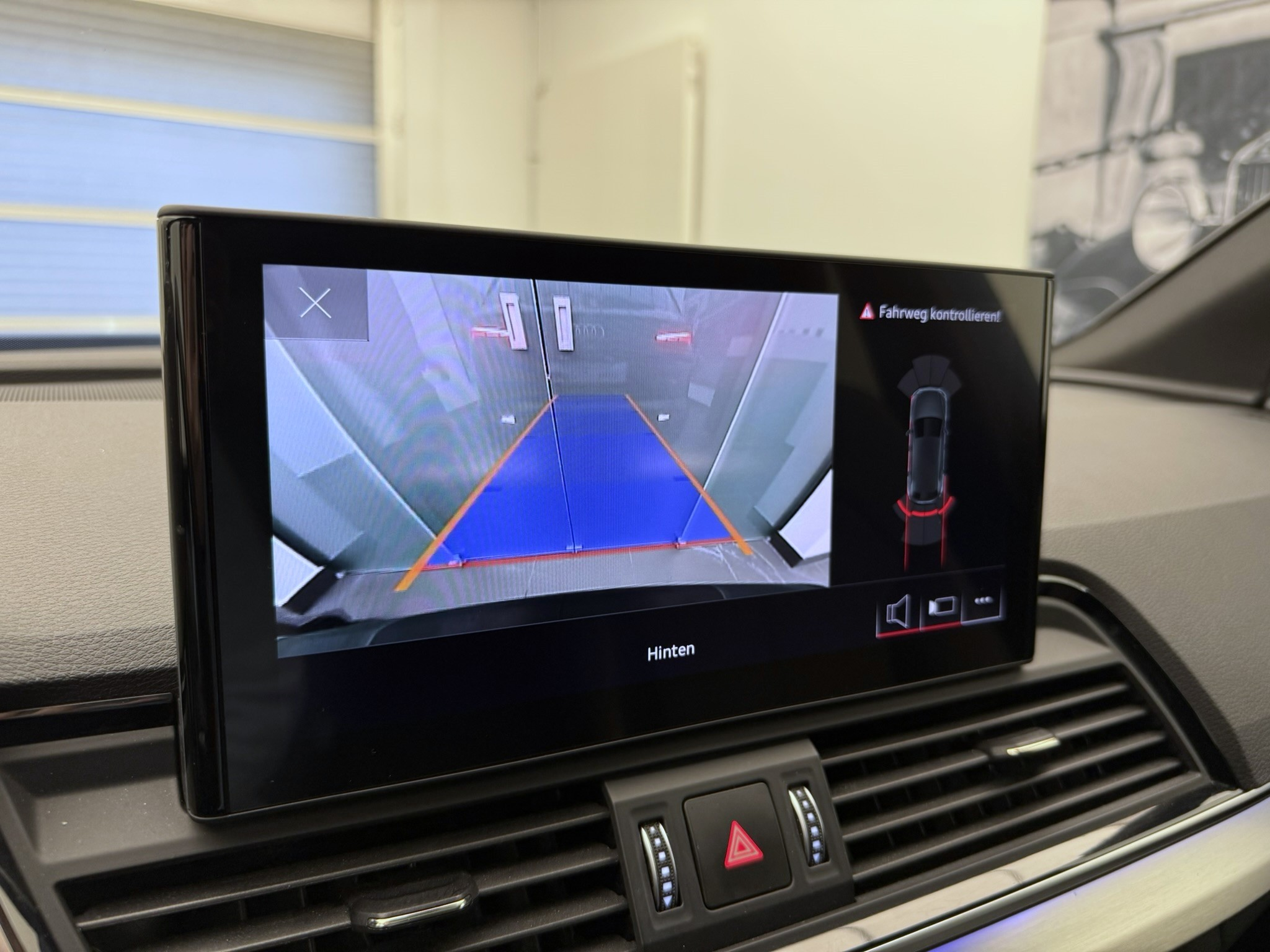 listing desktop thumbnail image 16