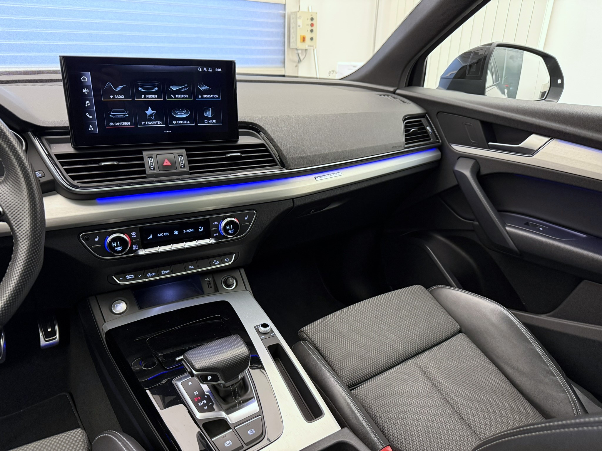 listing desktop thumbnail image 17